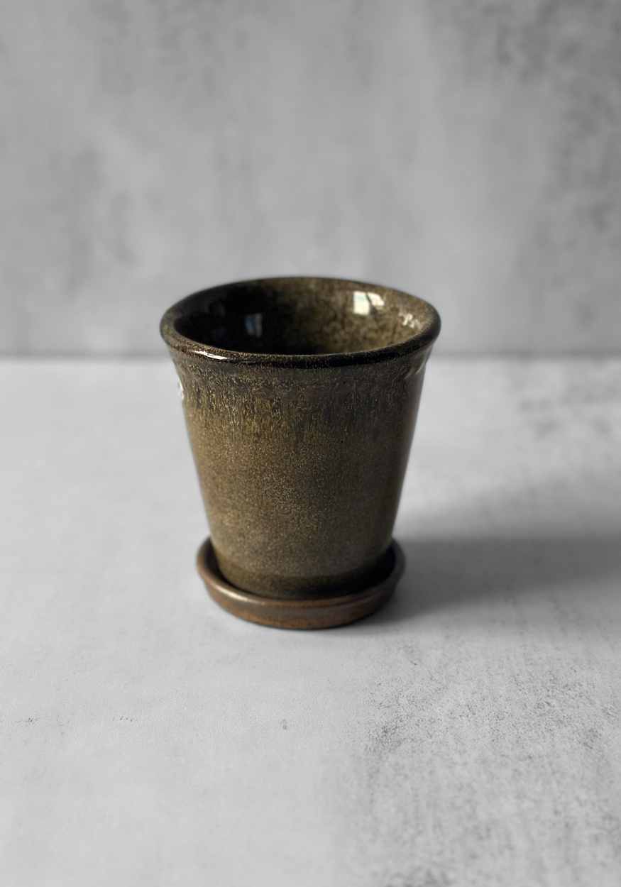 Glazed Brown Lace Trim Planter