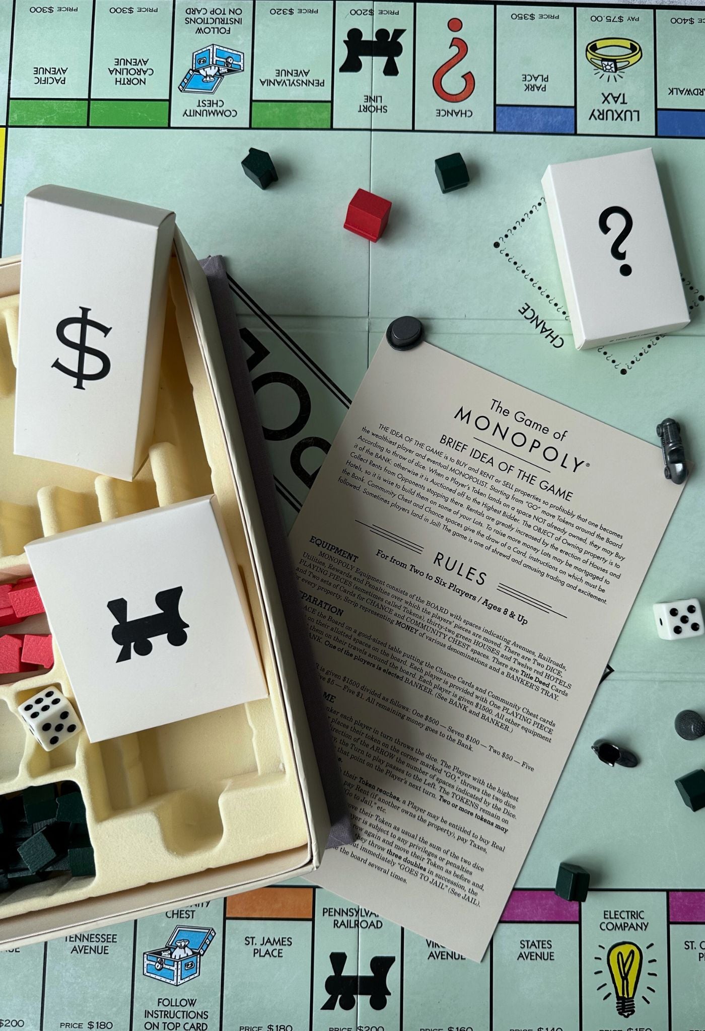 Édition bibliothèque vintage Monopoly