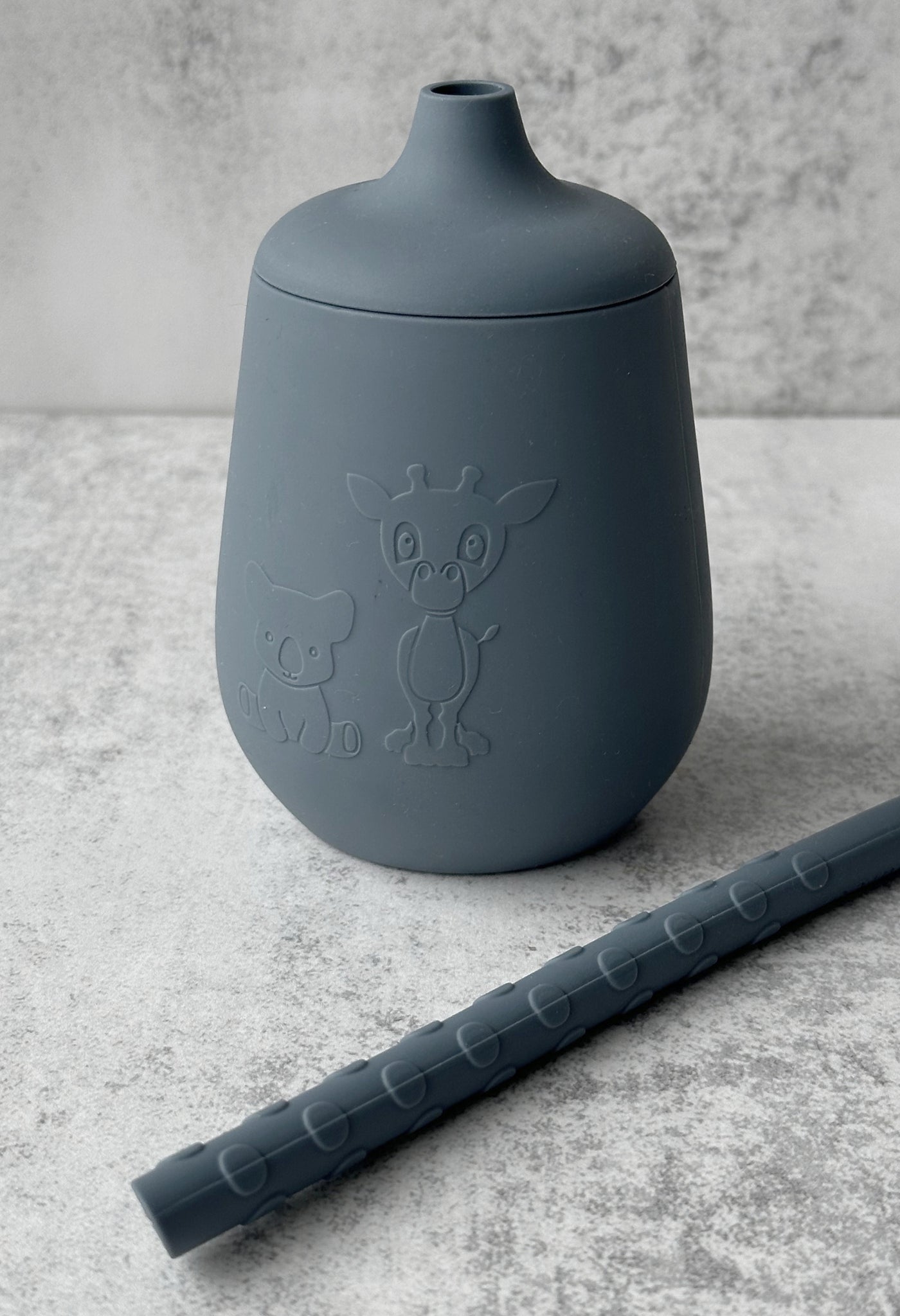 Gobelets en silicone avec paille