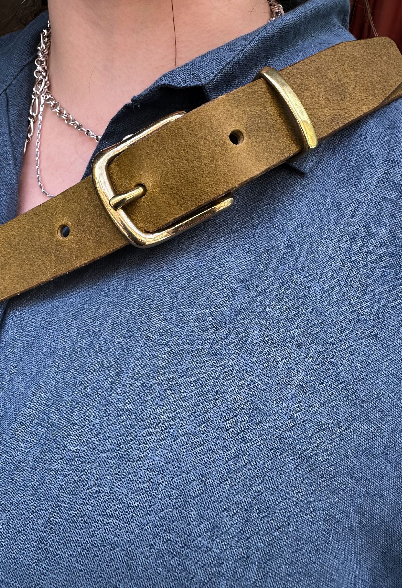 Roxi Schulter-/Gürteltaschen aus Leder mit Kettengliedern