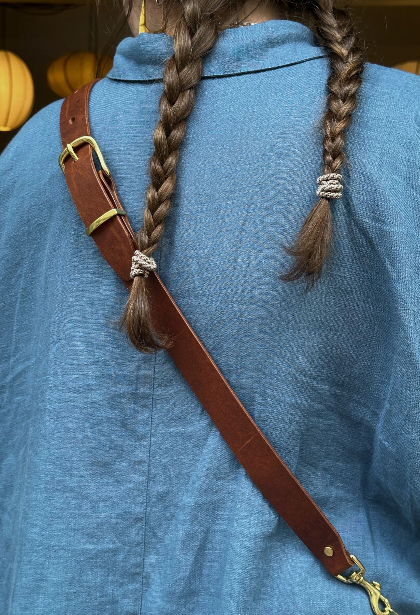 Roxi Schulter-/Gürteltaschen aus Leder mit Kettengliedern
