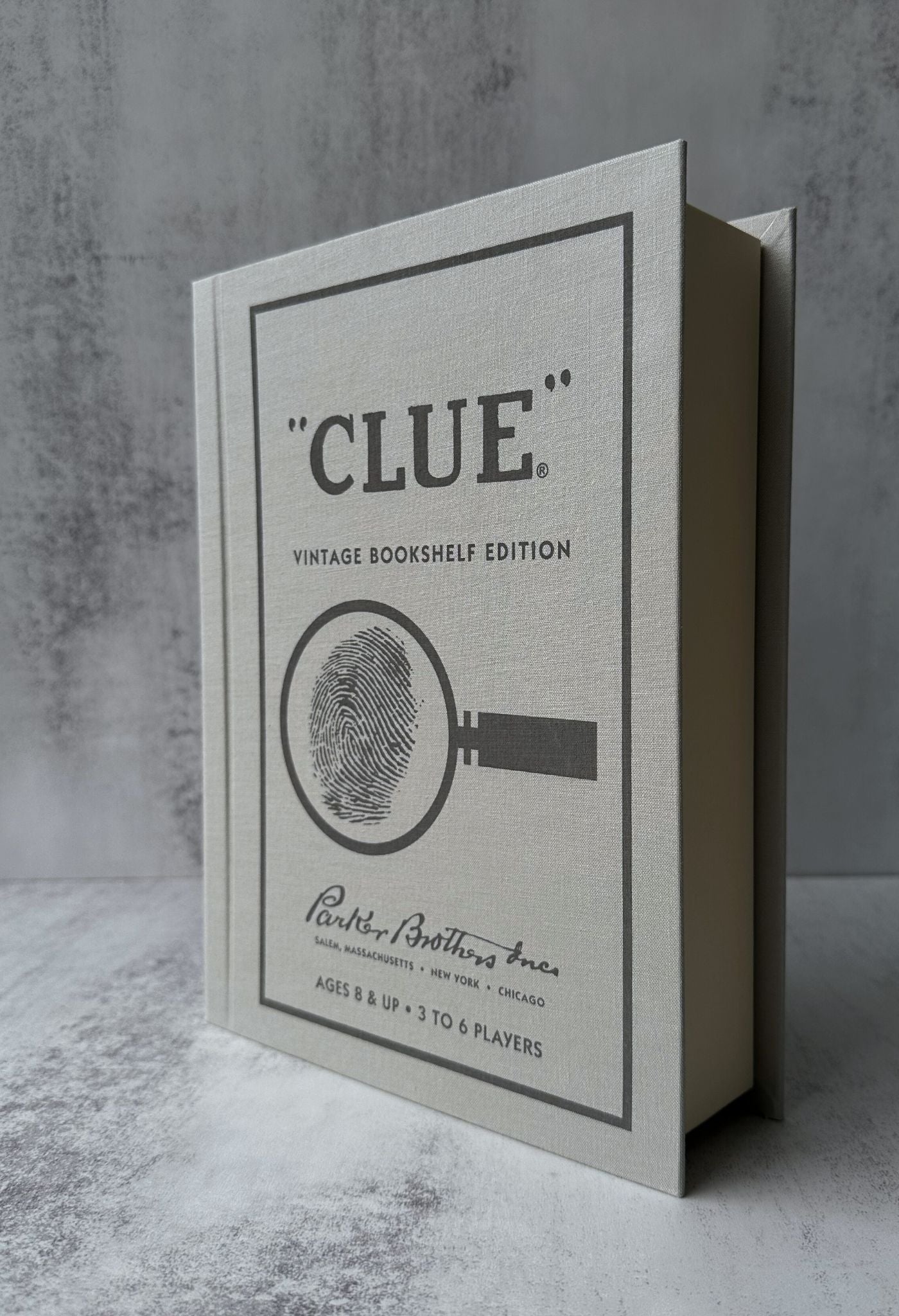 Clue Vintage Bookshelf Edition