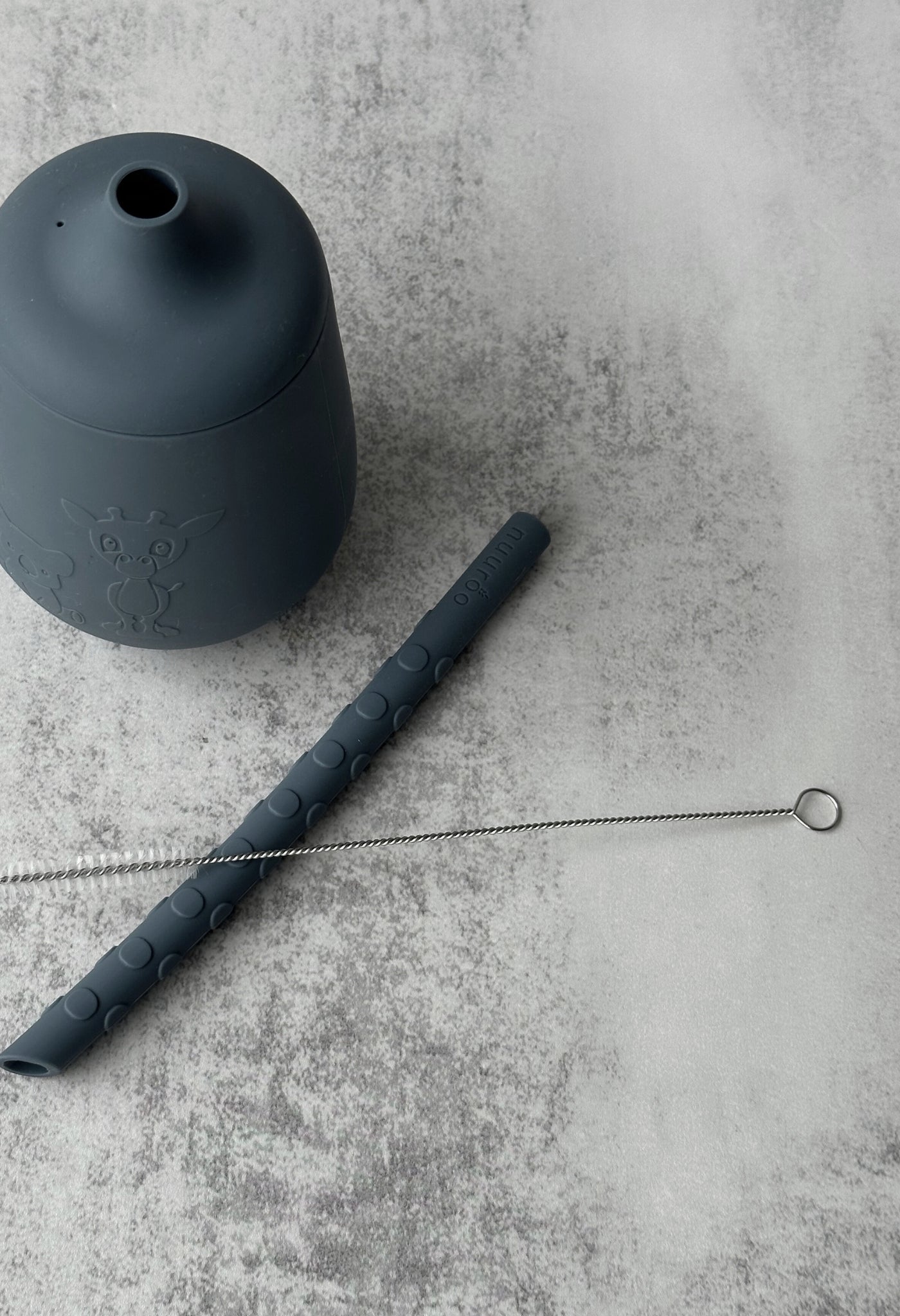 Gobelets en silicone avec paille
