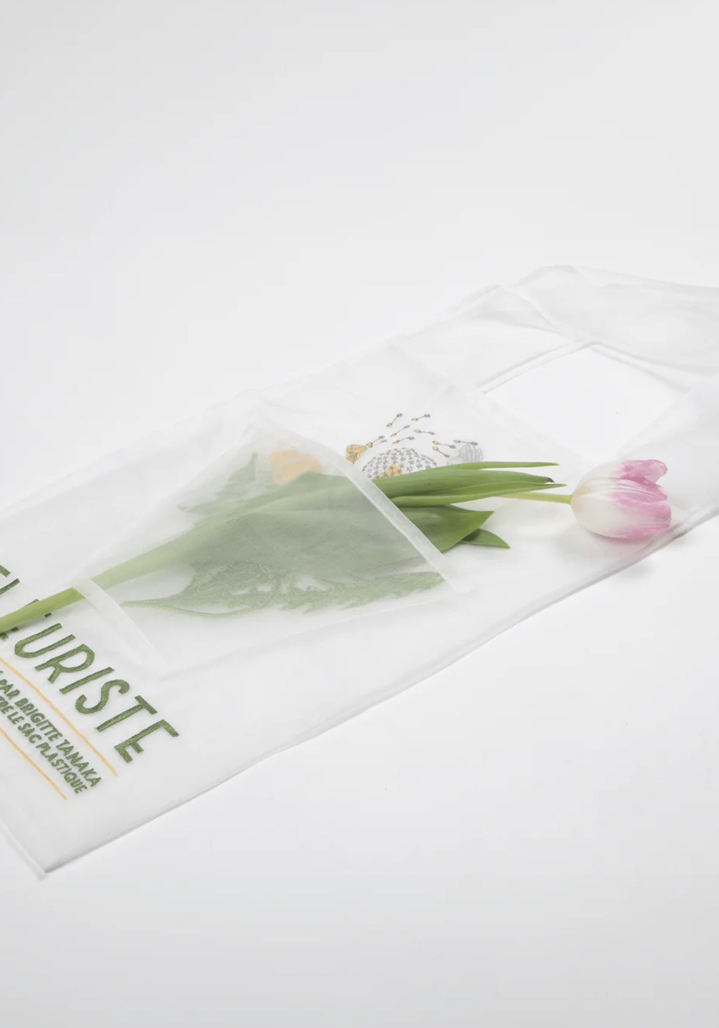 Rote Organza-Tragetasche mit Blumenstickerei