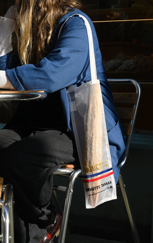 Tragetasche aus Organza mit Baguette-Stickerei