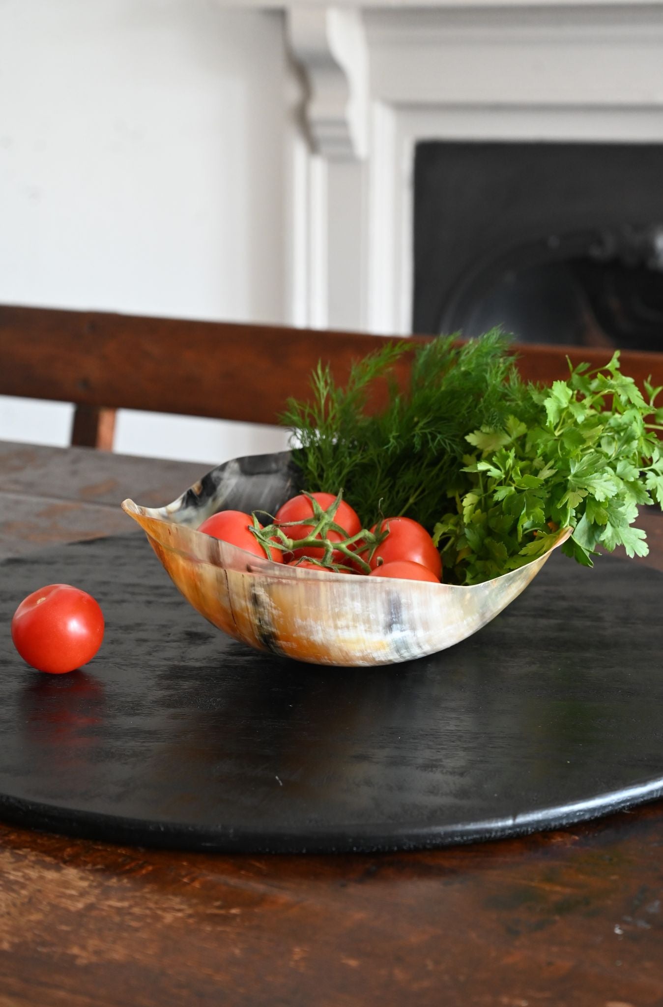 Horn Wavy Round Bowl