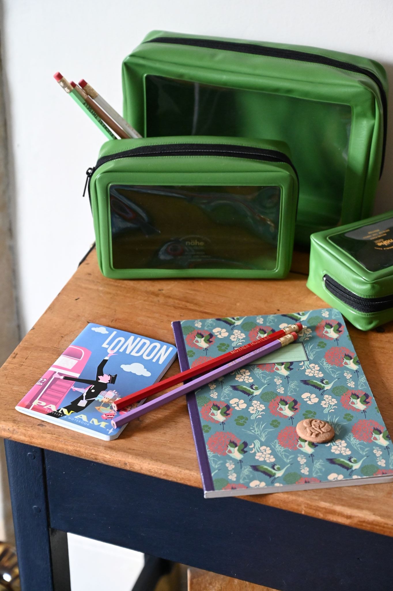 Green Suitcase Packing Pouches