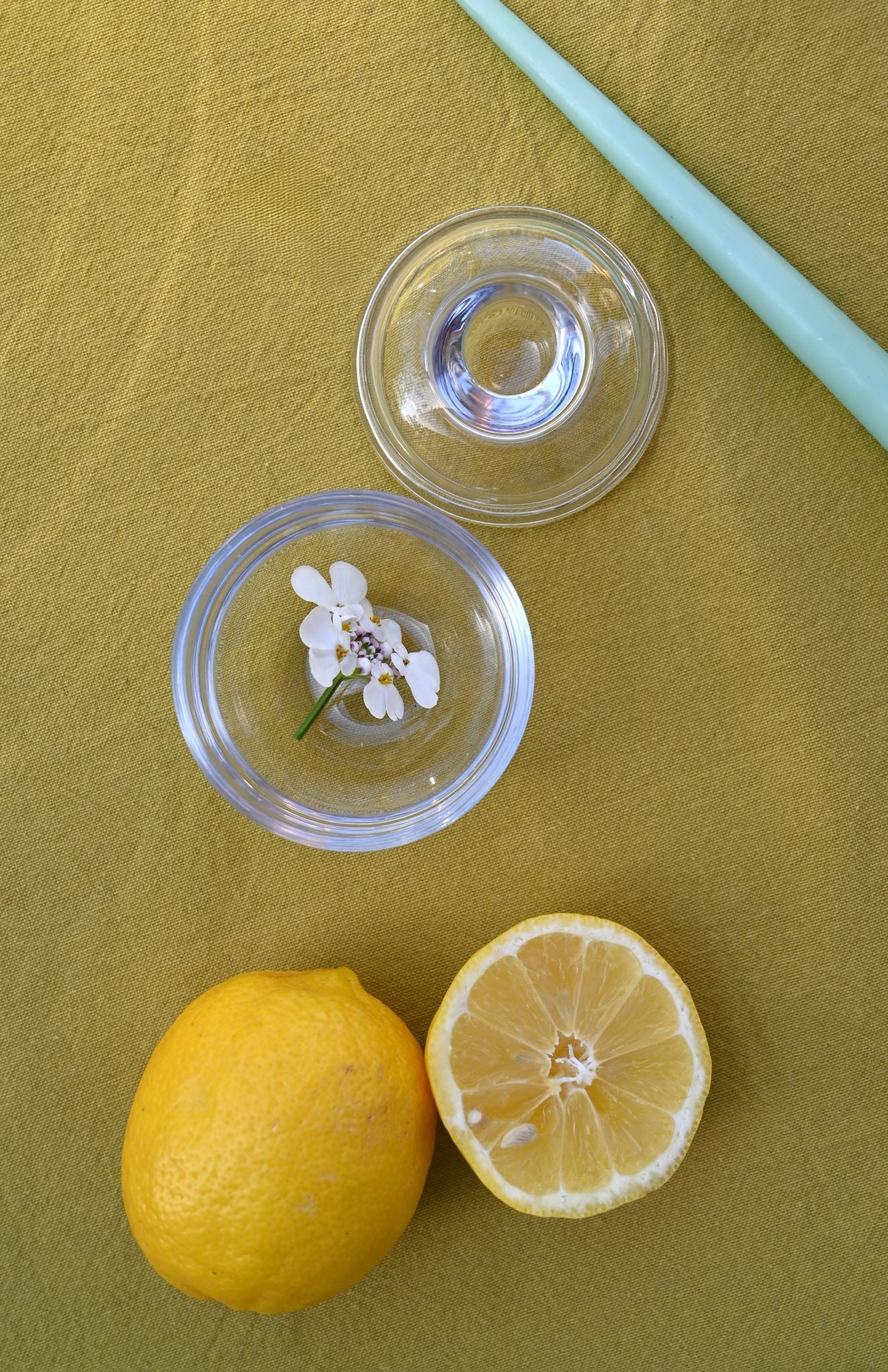 Runder Kerzenhalter aus Glas