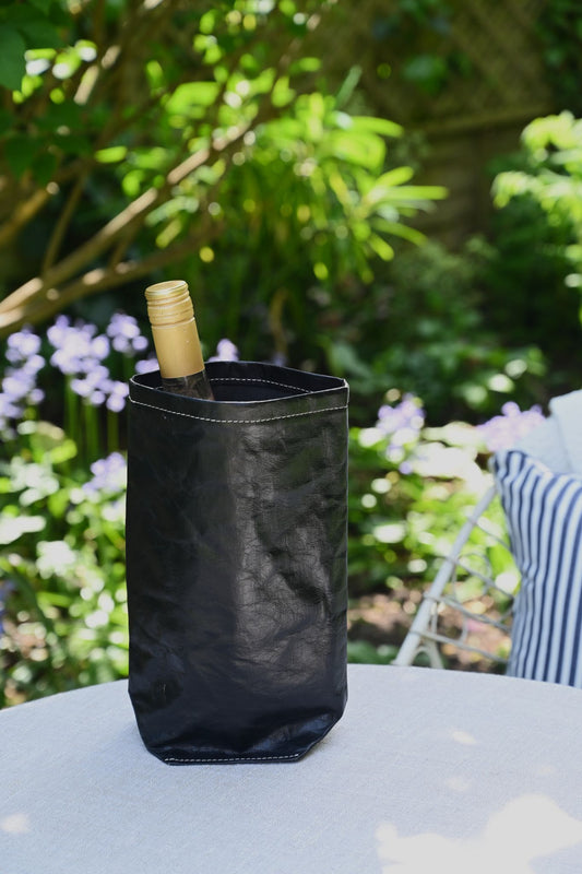 Black Uashmama Wine Cooler