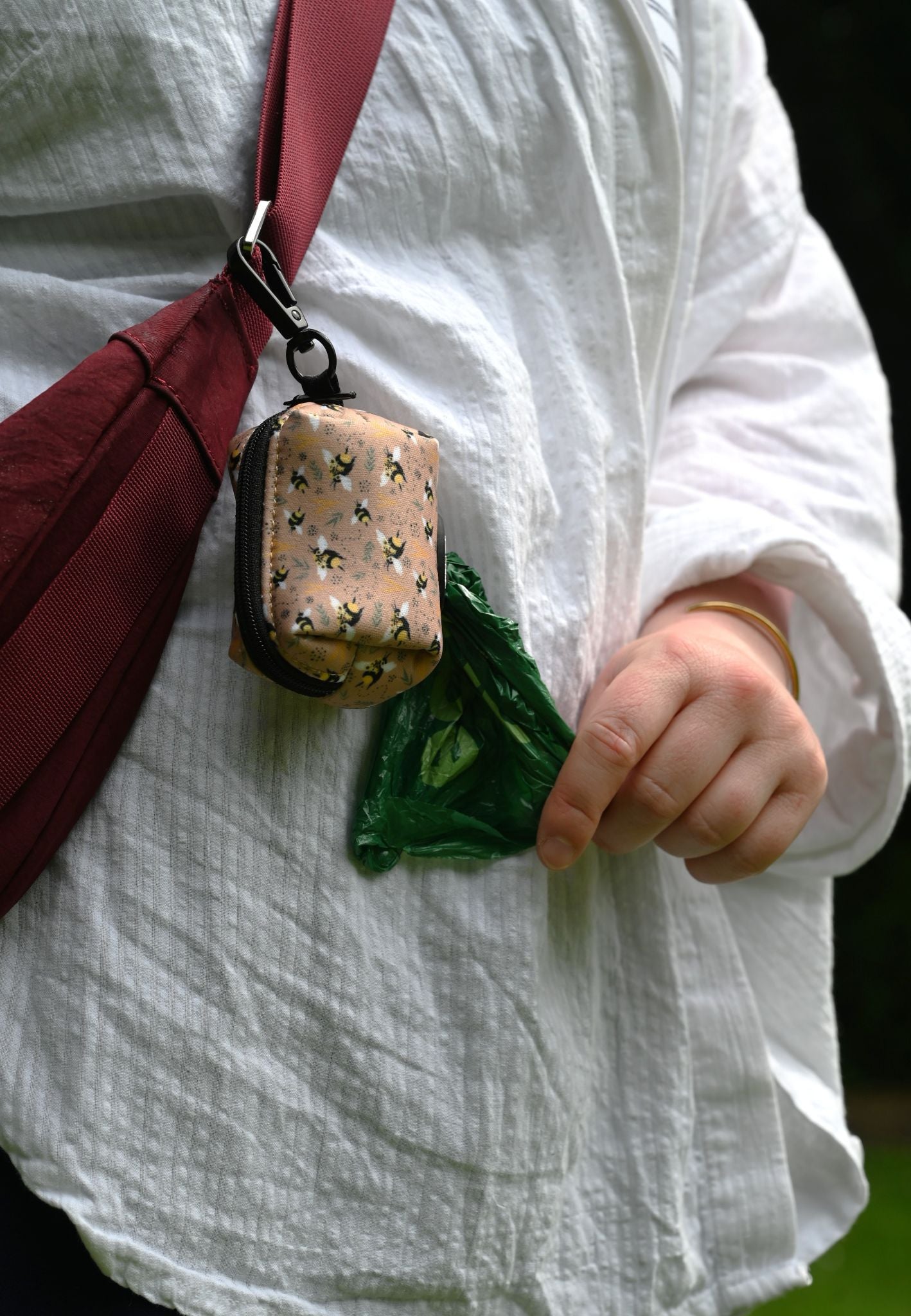 Bumblebee Poo Bag Holder