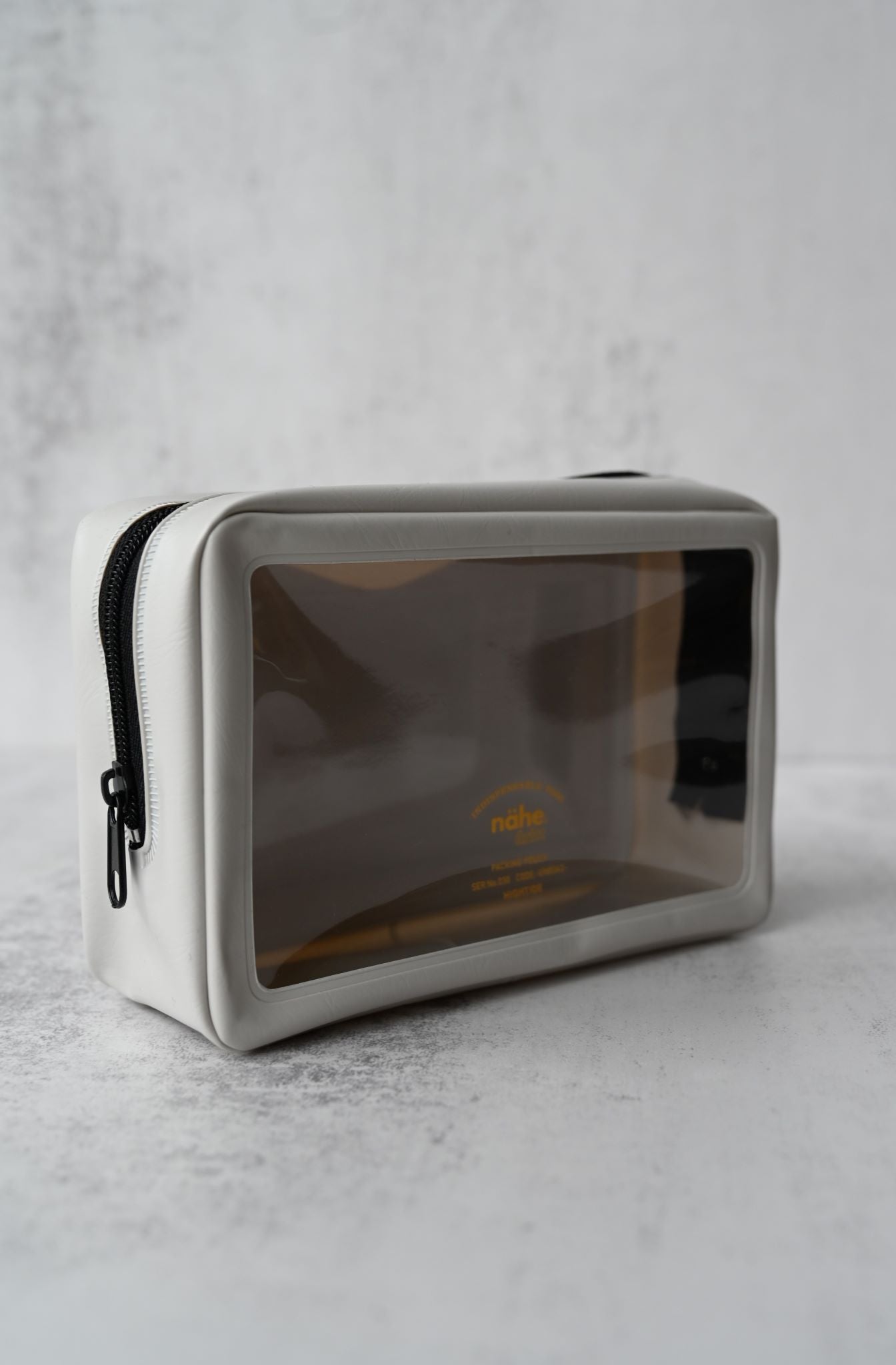 Pochettes d'emballage pour valises en ivoire