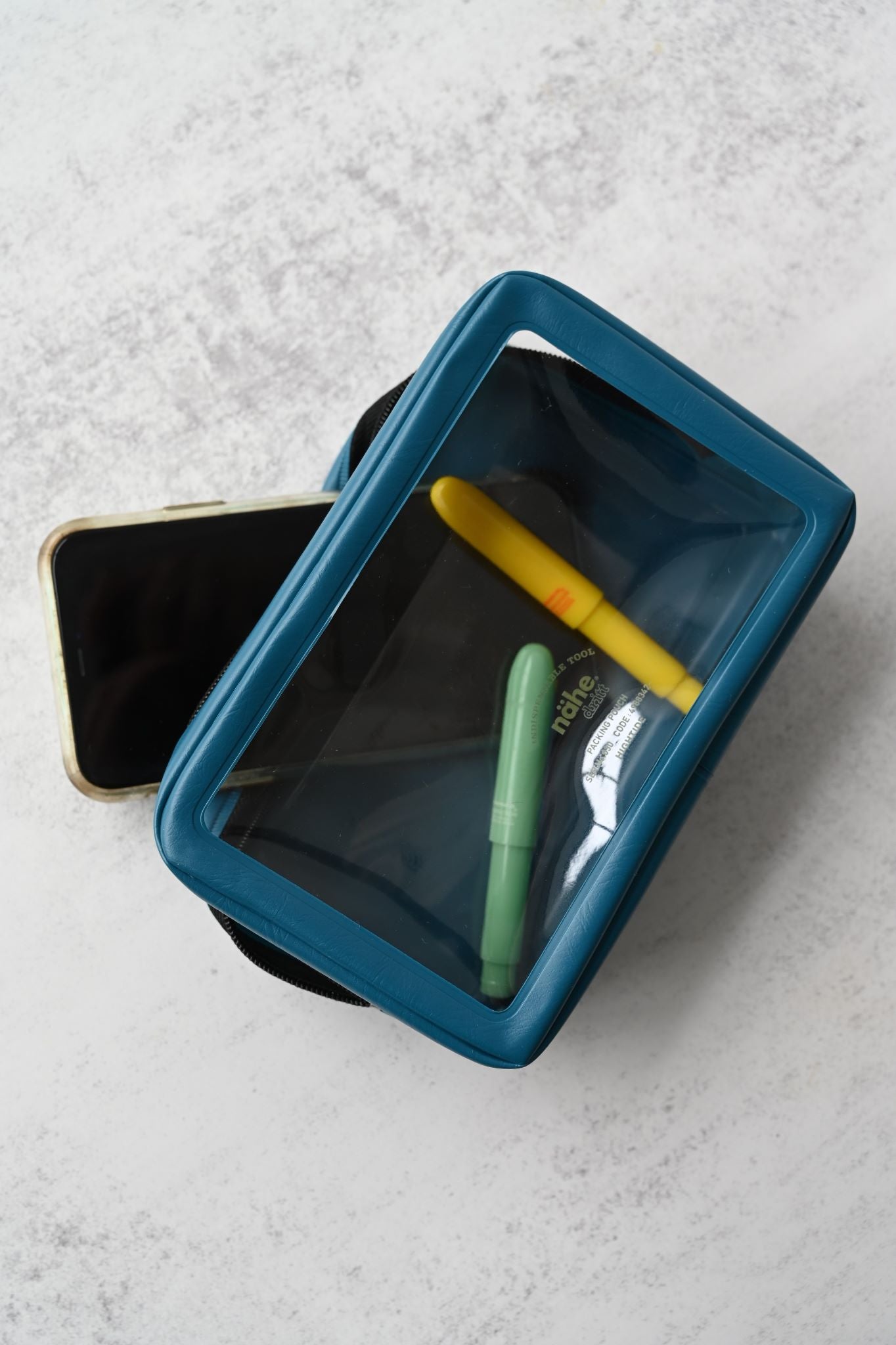 Blaue Kofferpacktaschen