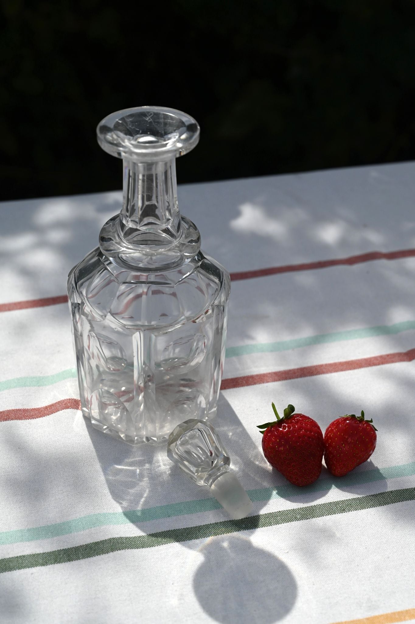Avant Garde Glass Bubble Decanter
