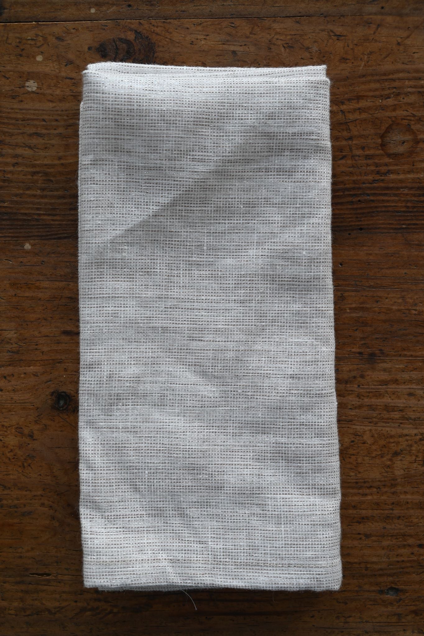 White Metallic Table Linen Collection