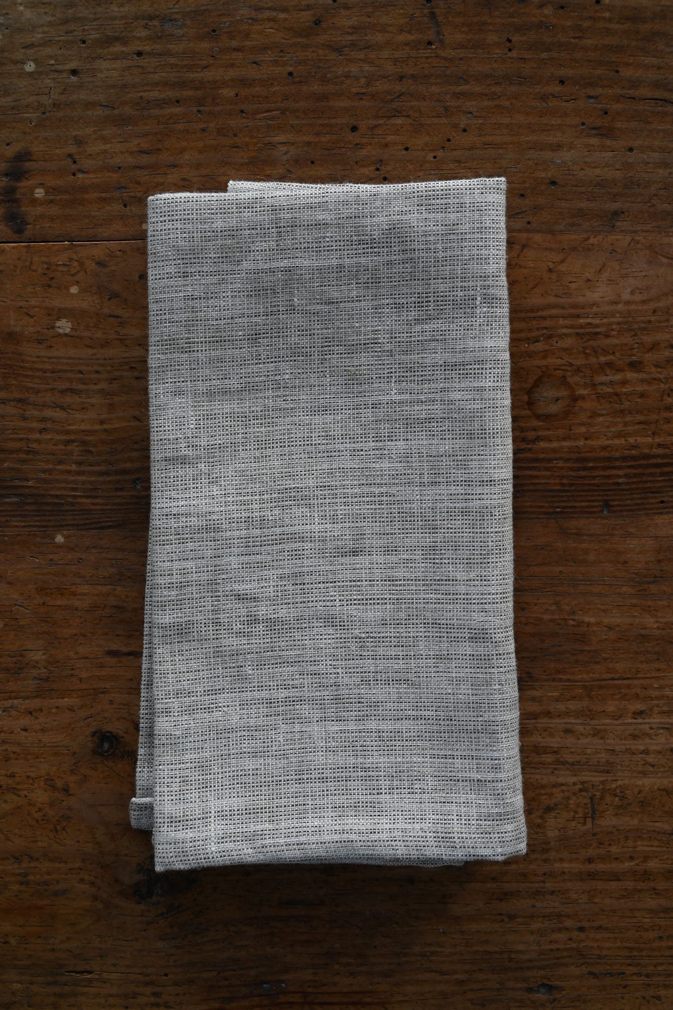 Neutrale Metallic-Tischwäschekollektion