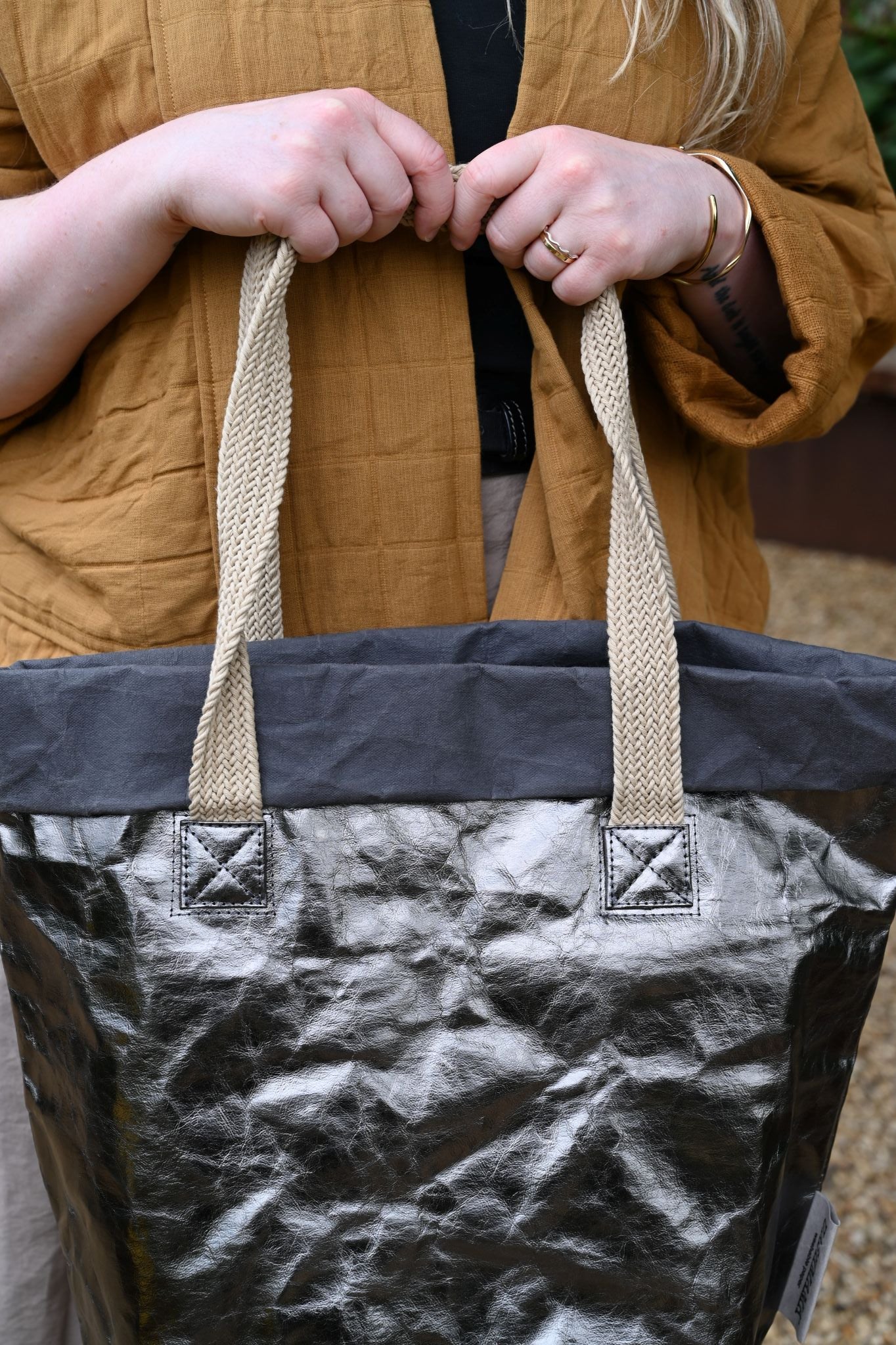 Uashmama Gunmetal Two Strap Carry All