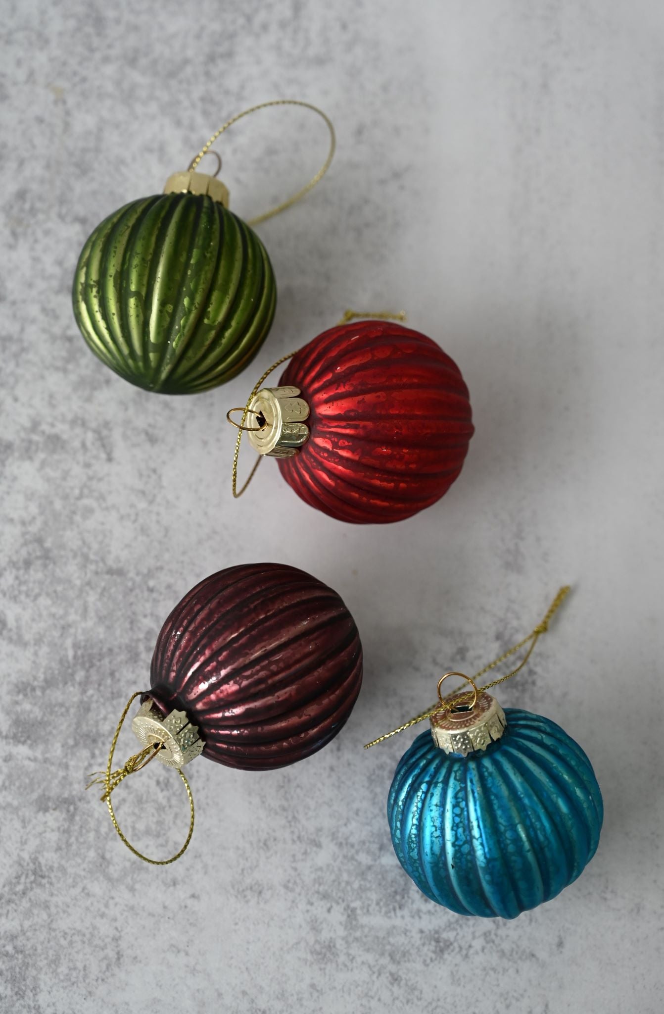 Ribbed Round Coloured Glass Baubles