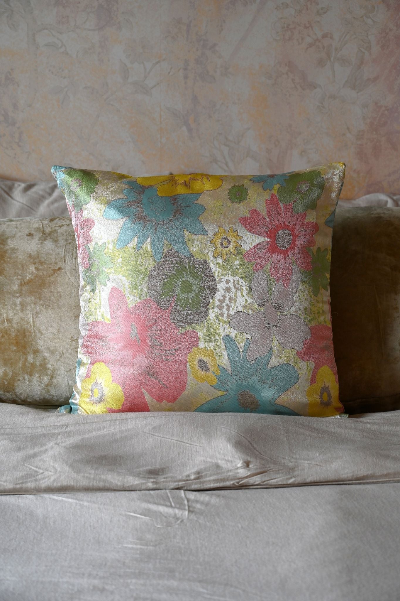 Vintage Floral Cushion Collection