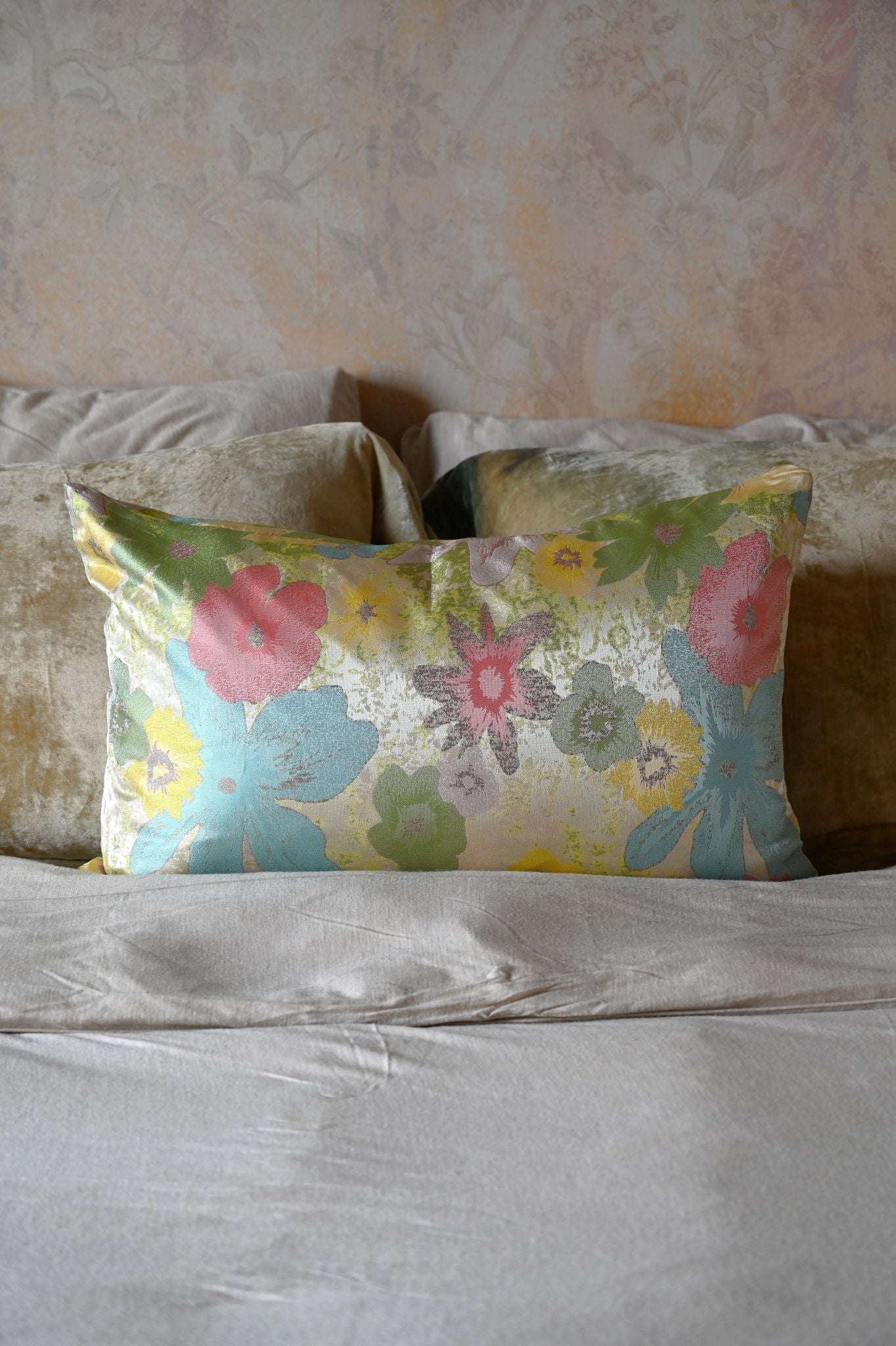 Vintage Floral Cushion Collection