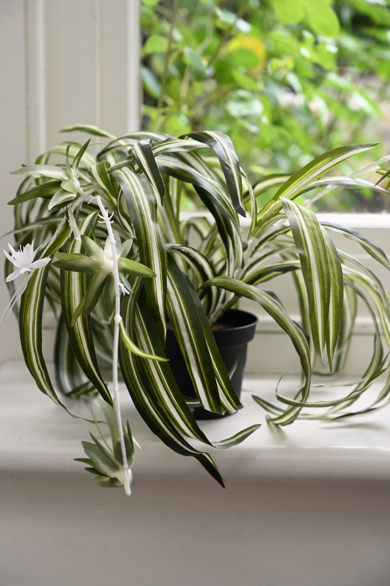 Long leaf with flowers Faux Plant