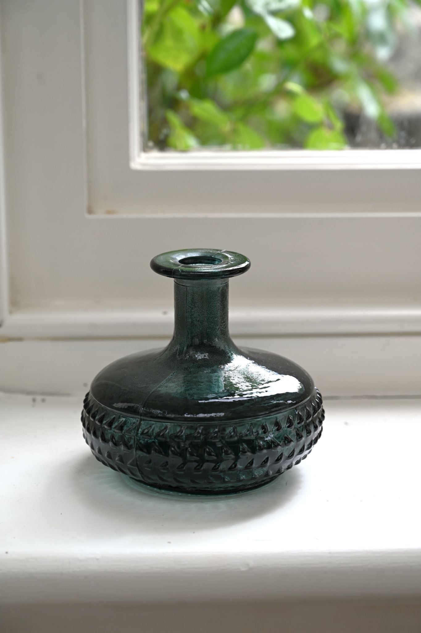 Strukturierte Vase aus Recyclingglas in Blau