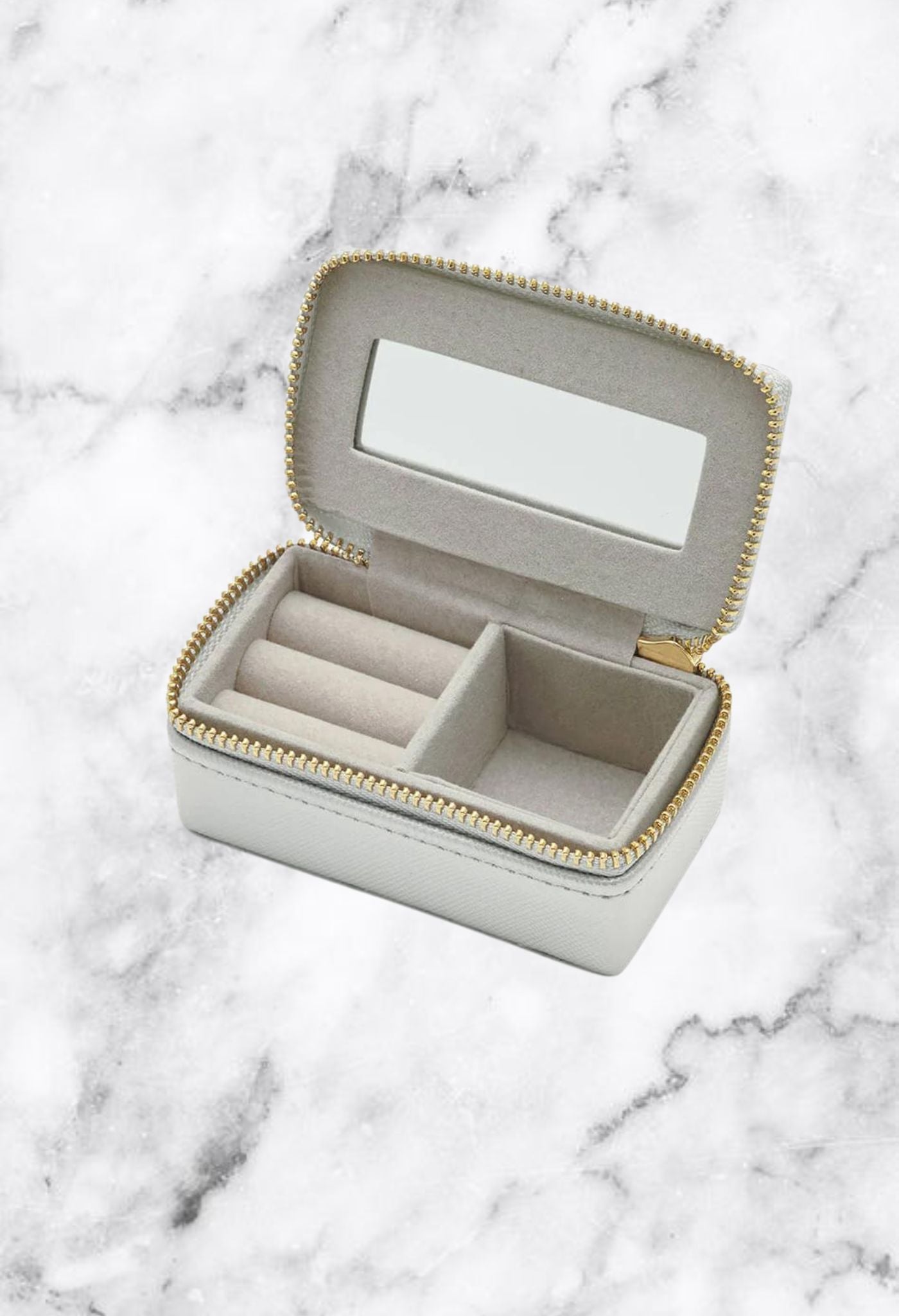 Mini-Schmucketui aus Silber