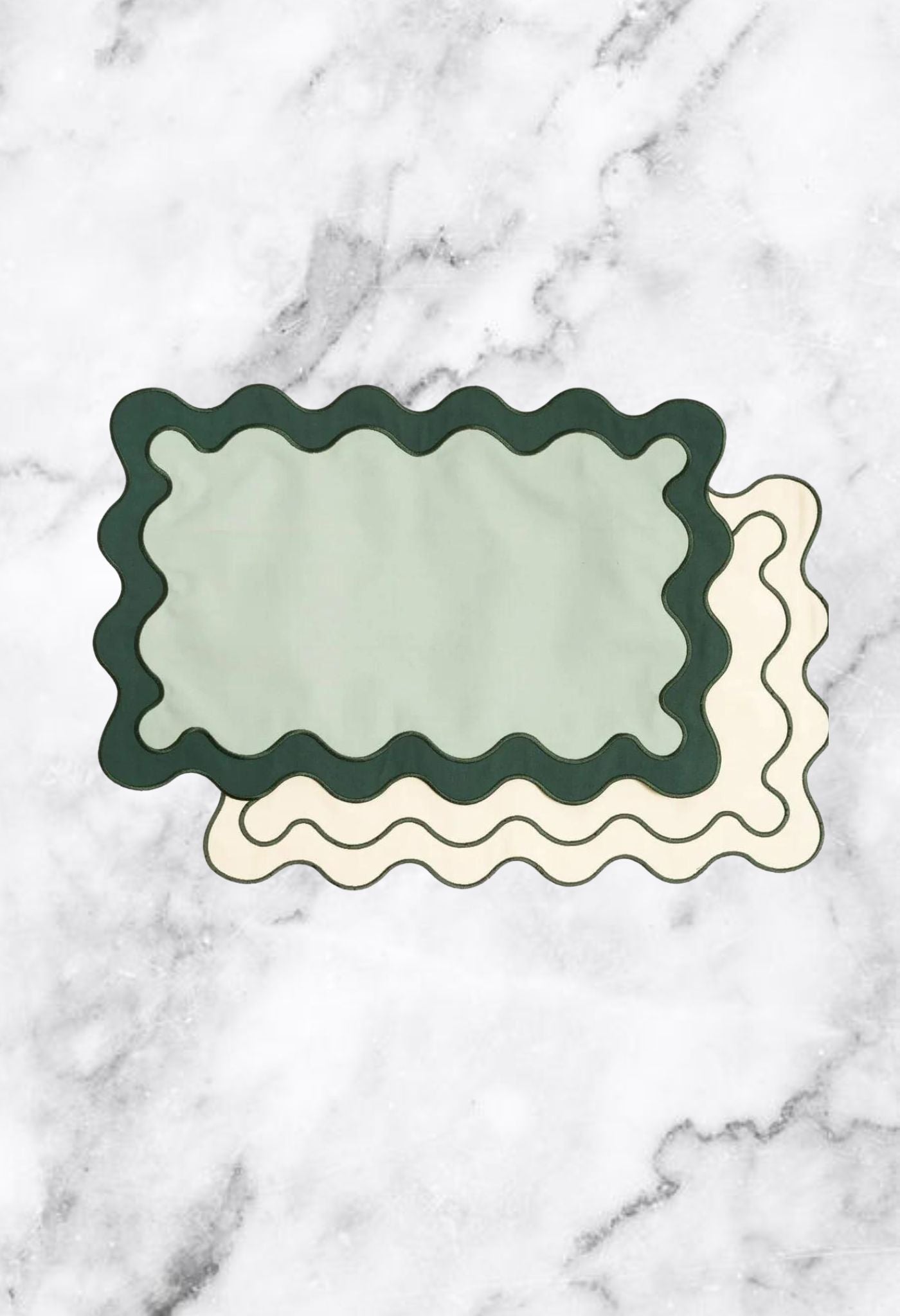 Scallop Border Placemats