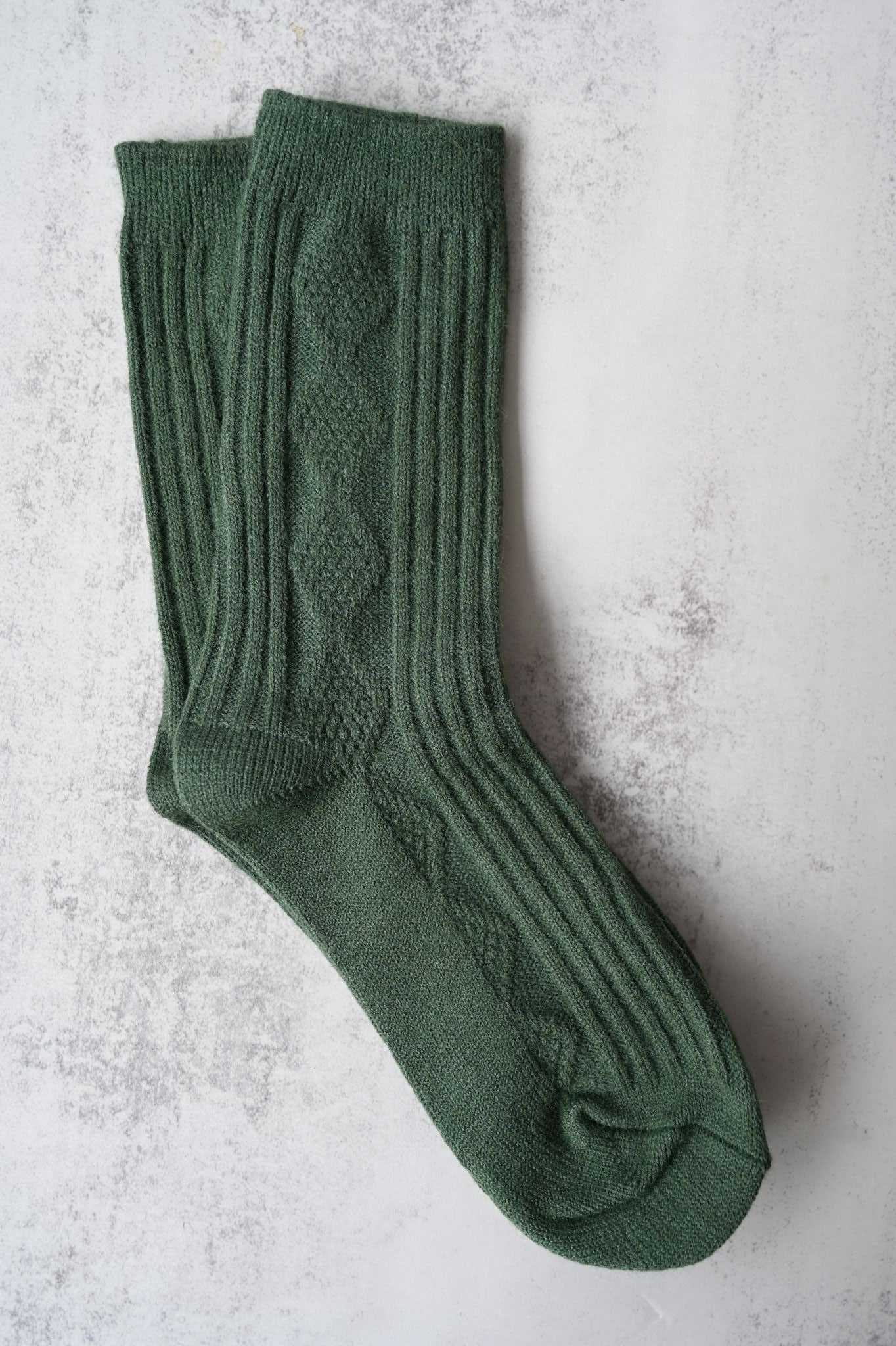 Chaussettes en cachemire à mailles torsadées et à losanges