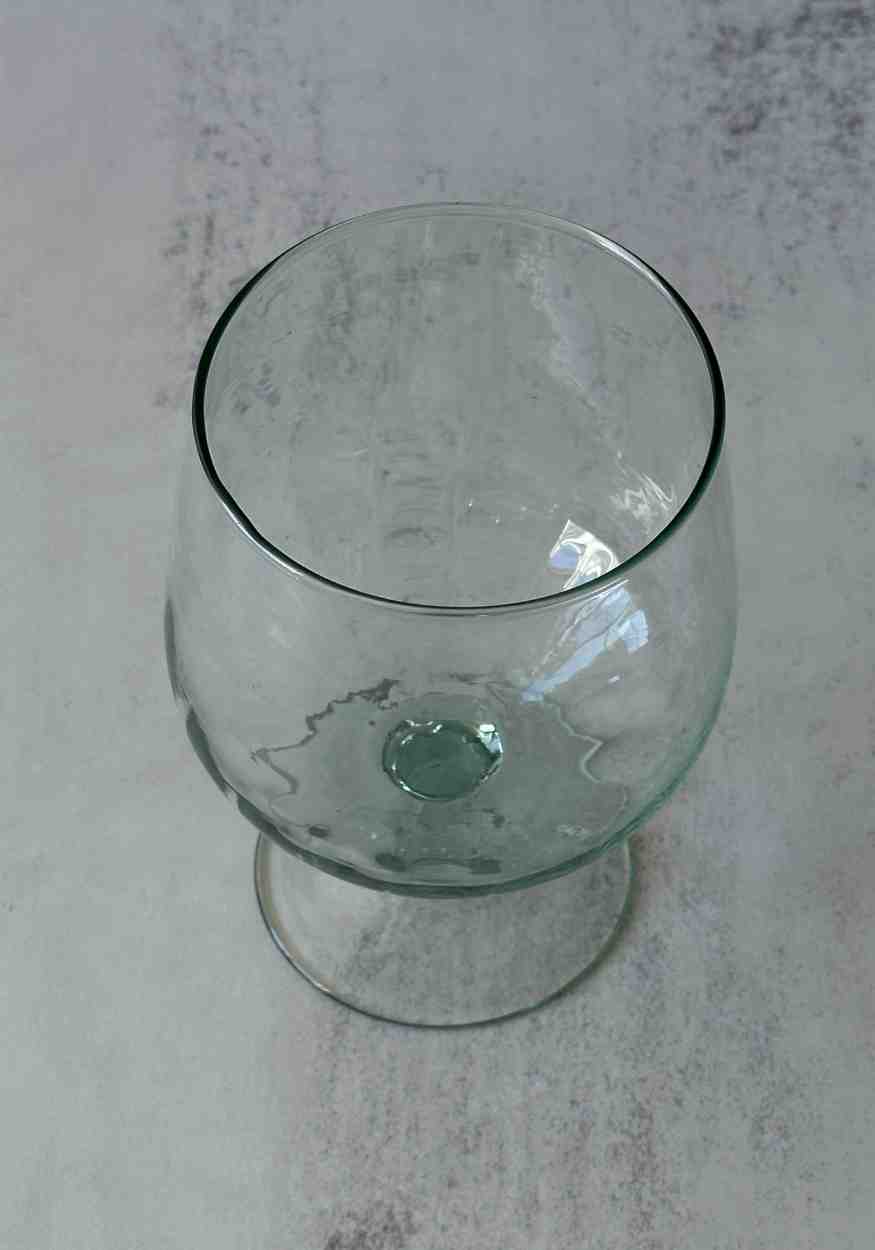 Klares Gin-Glas aus recyceltem Glas