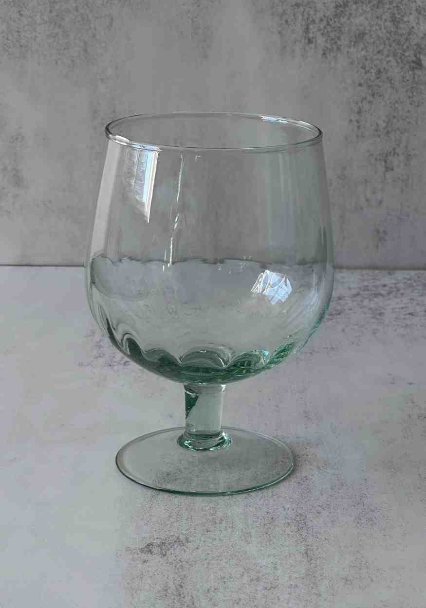 Klares Gin-Glas aus recyceltem Glas