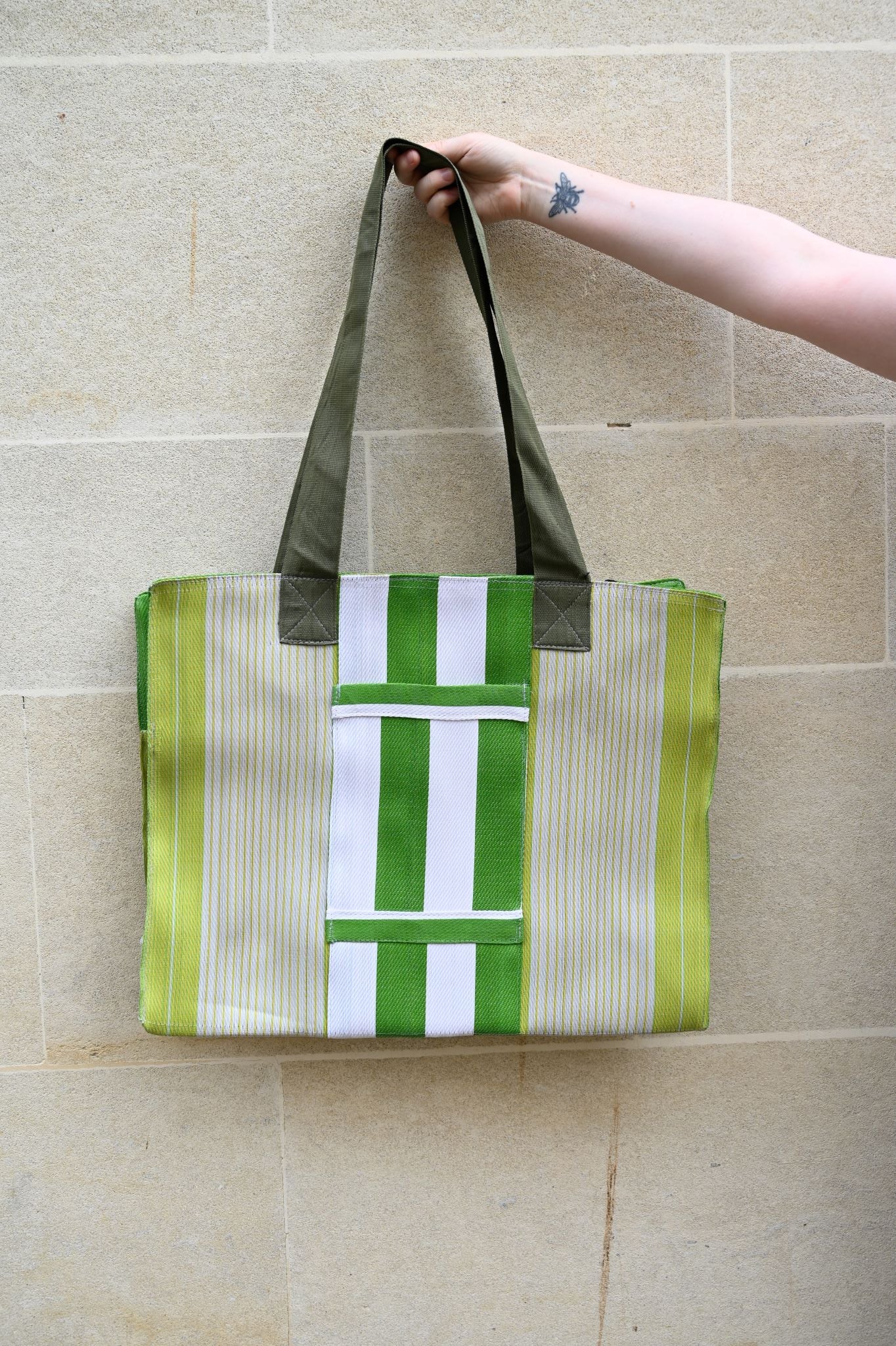 Sac de marché carré à rayures vertes et blanches