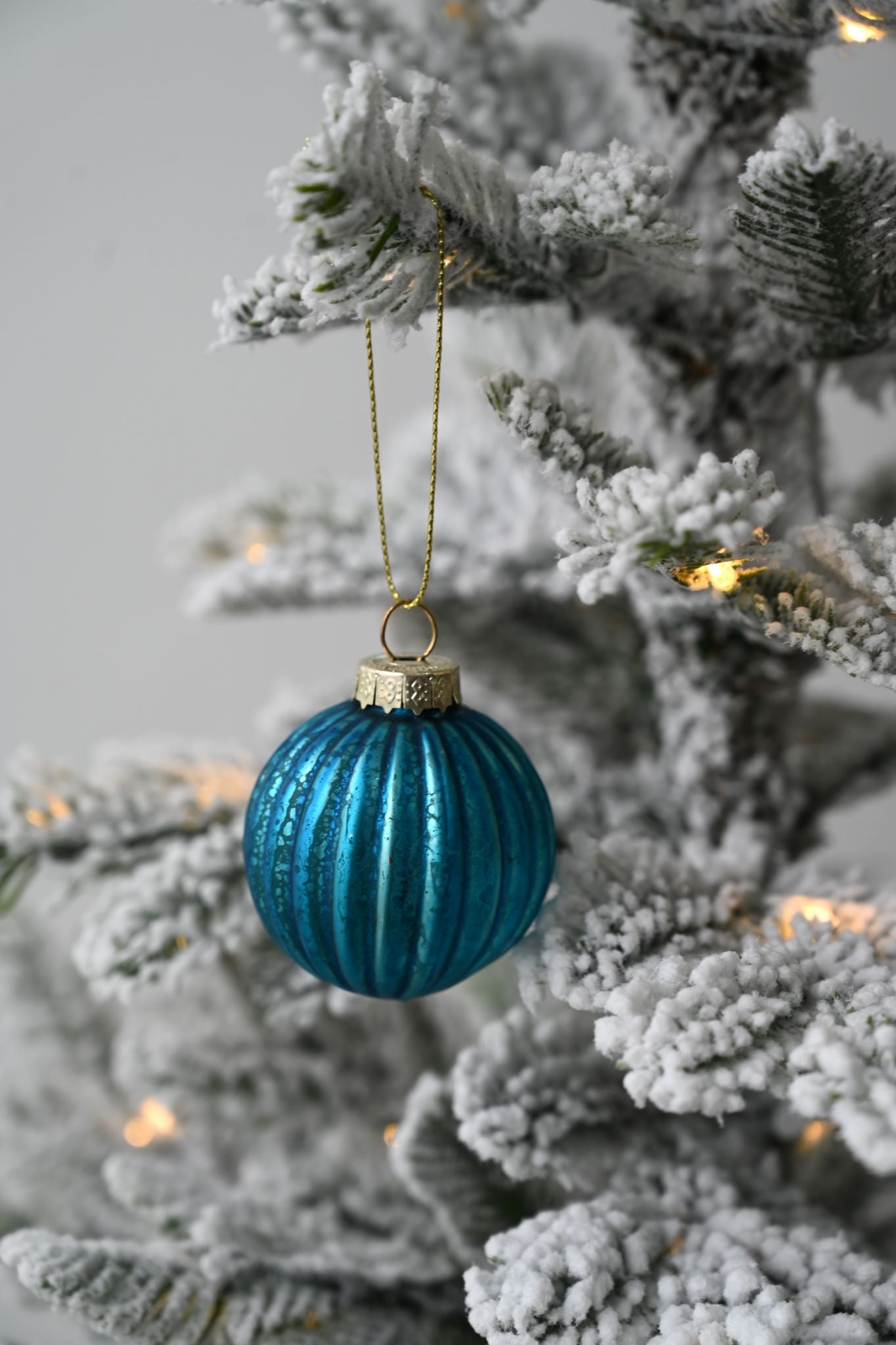Ribbed Round Coloured Glass Baubles
