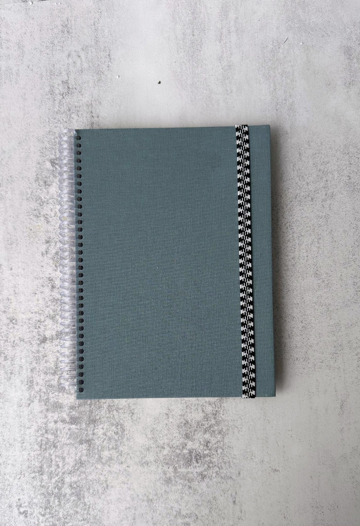 Klassische A5-Notizbücher aus Canvas mit Spiralbindung
