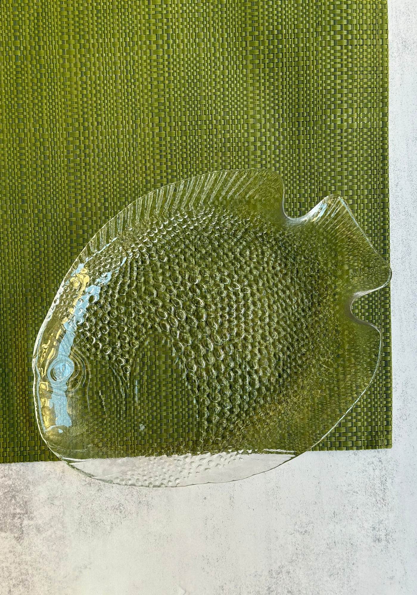 Clear Glass Arcorac Fish Plate