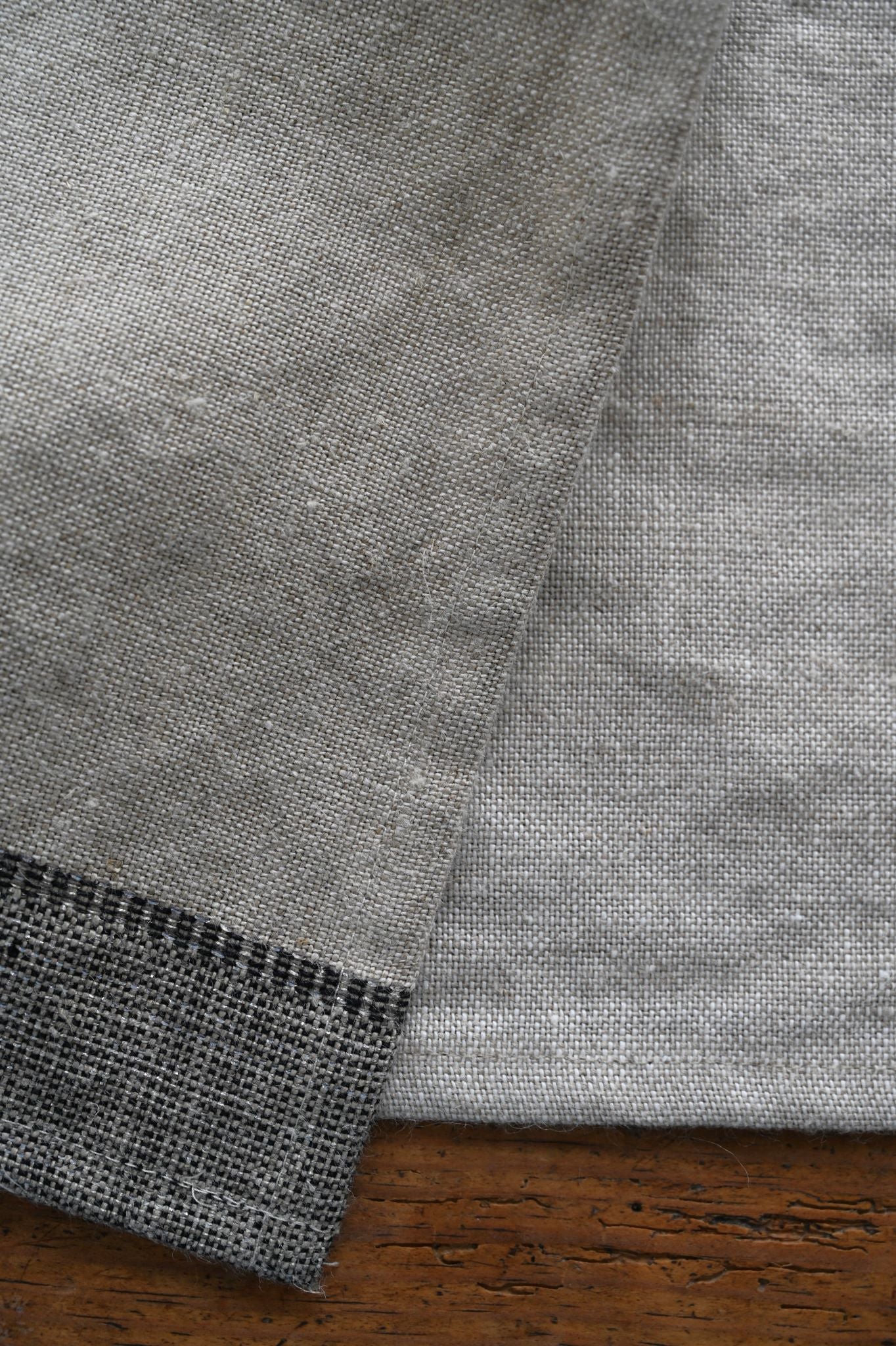 Metallic Border Linen Placemats
