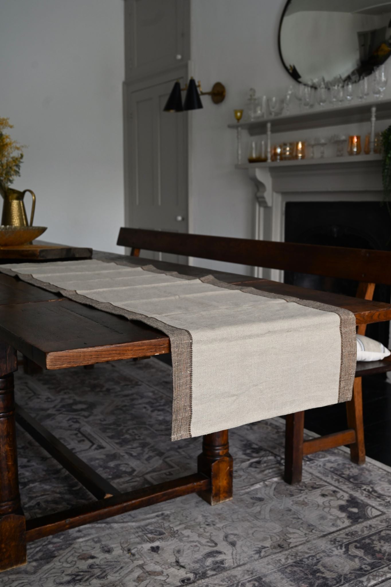 Metallic Border Linen Table Runners
