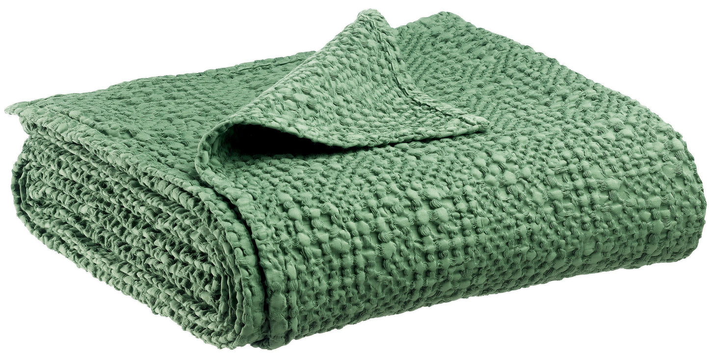 Kuscheliger Stonewashed-Überwurf – Coole Farbkollektion 