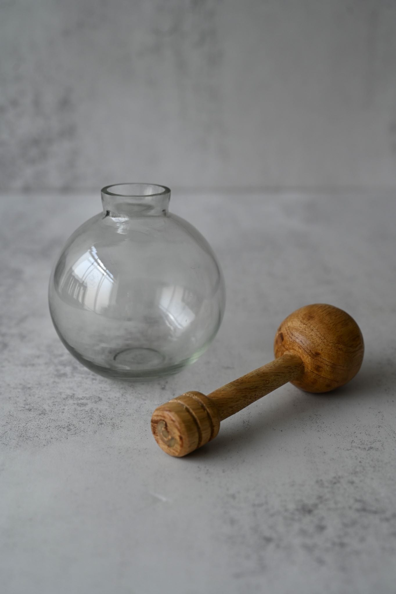 Round Honey Jar with Dipper