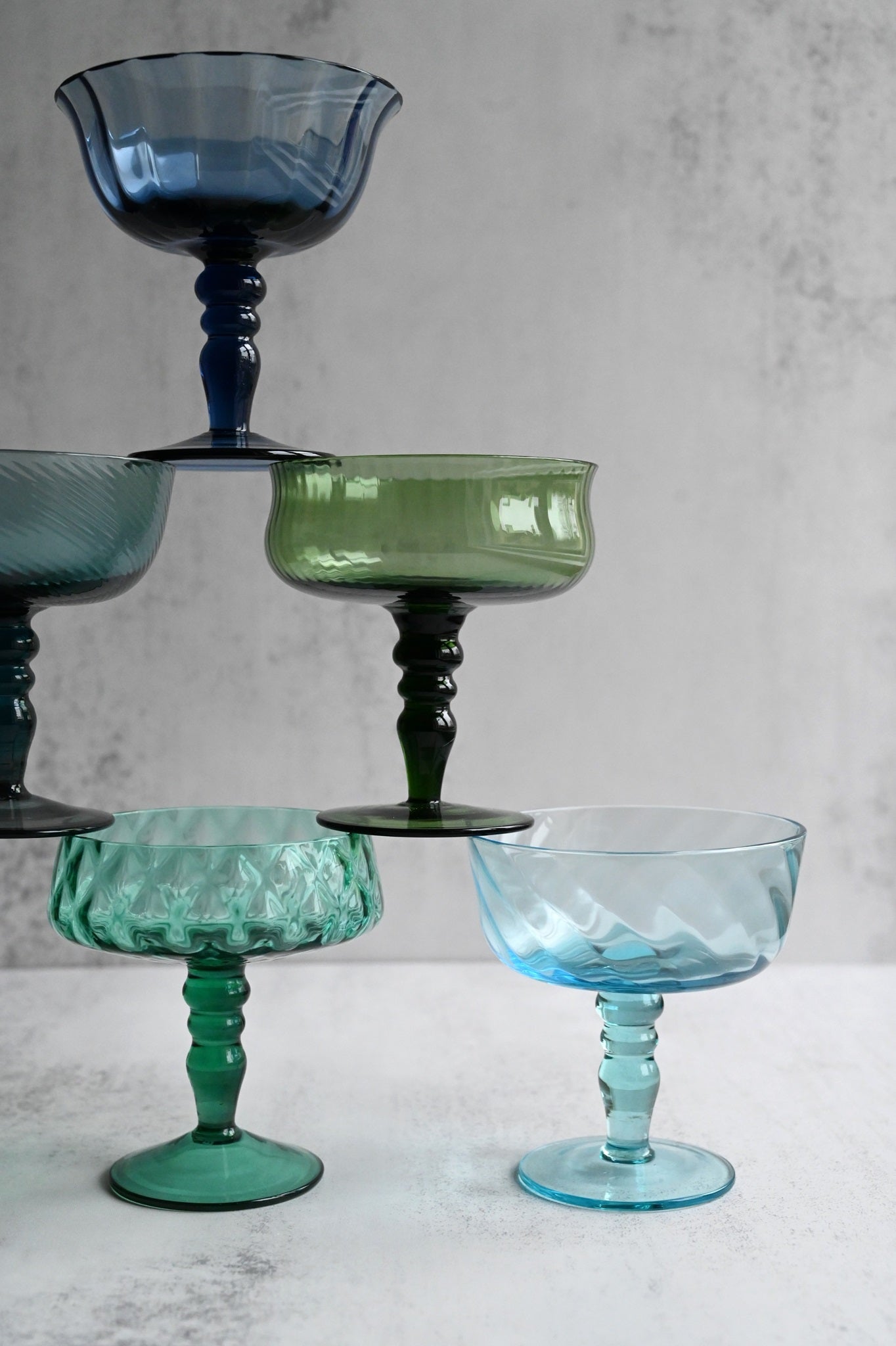 Satz von sechs Jugendstil-Champagner-Coupés 