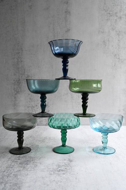 Satz von sechs Jugendstil-Champagner-Coupés 