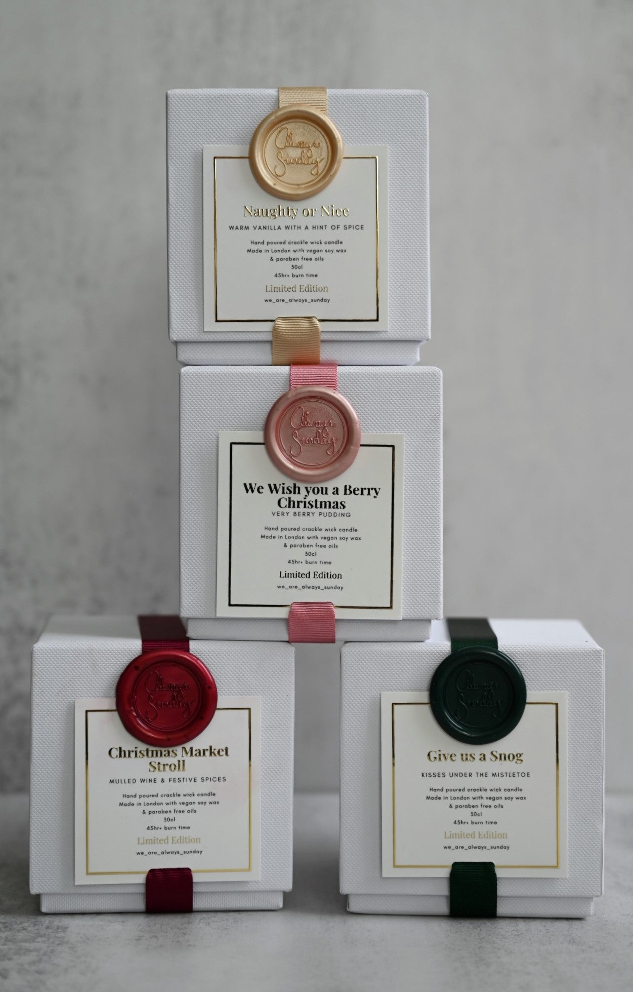 Bougie Naughty or Nice en édition limitée par Always Sunday 