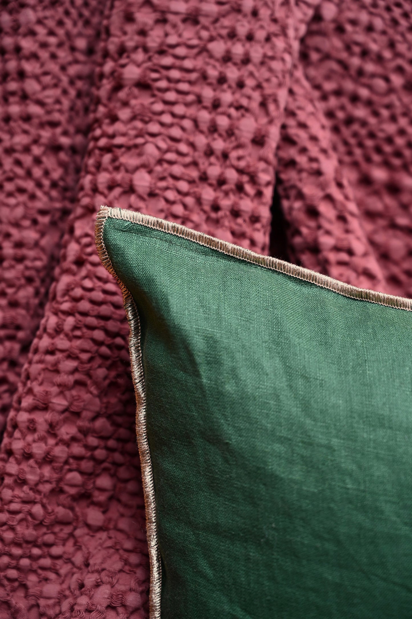 Coussins en lin vert forêt 