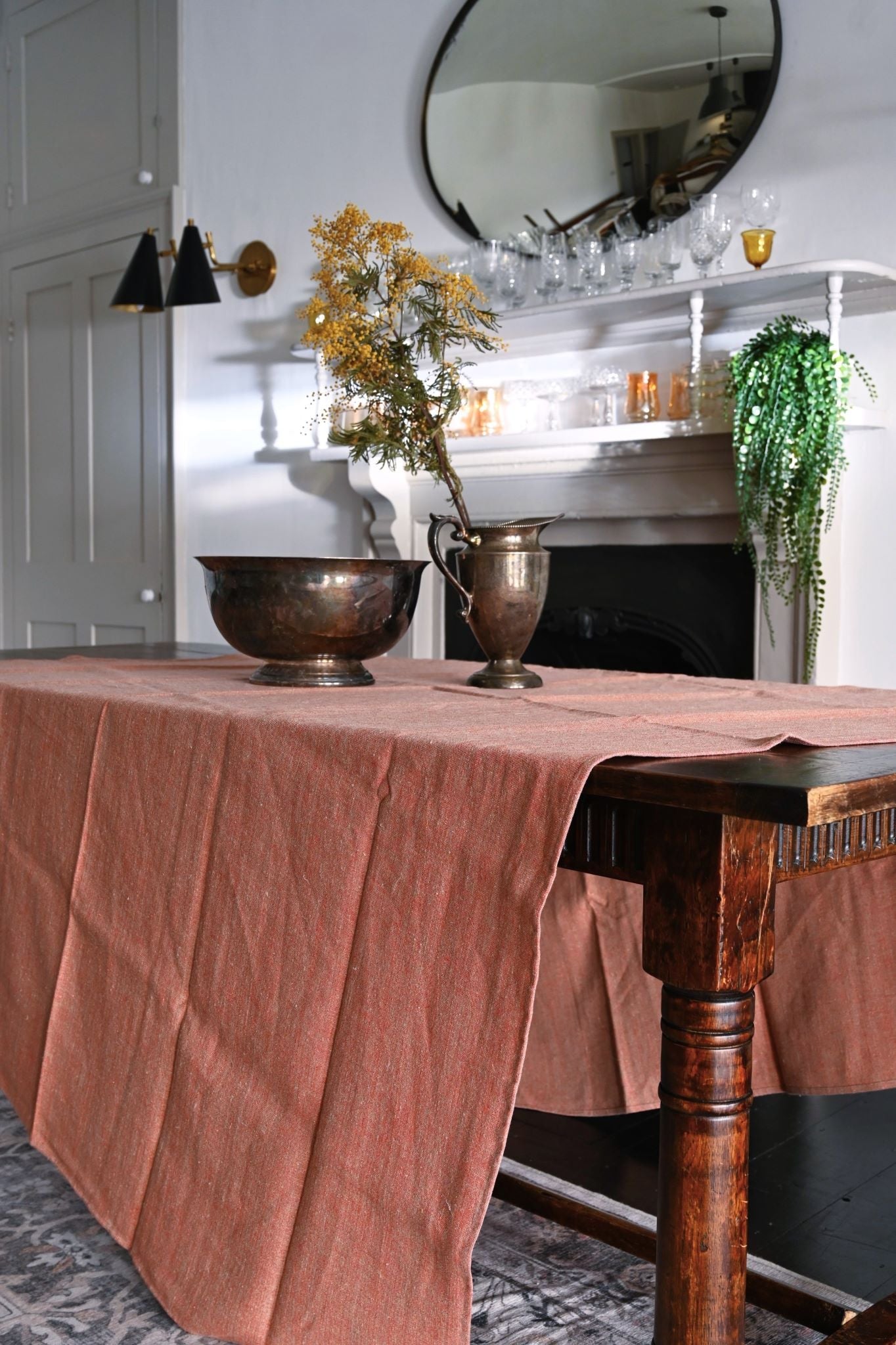 Pink-Hued Red Metallic Linen Blend Table Linen Collection