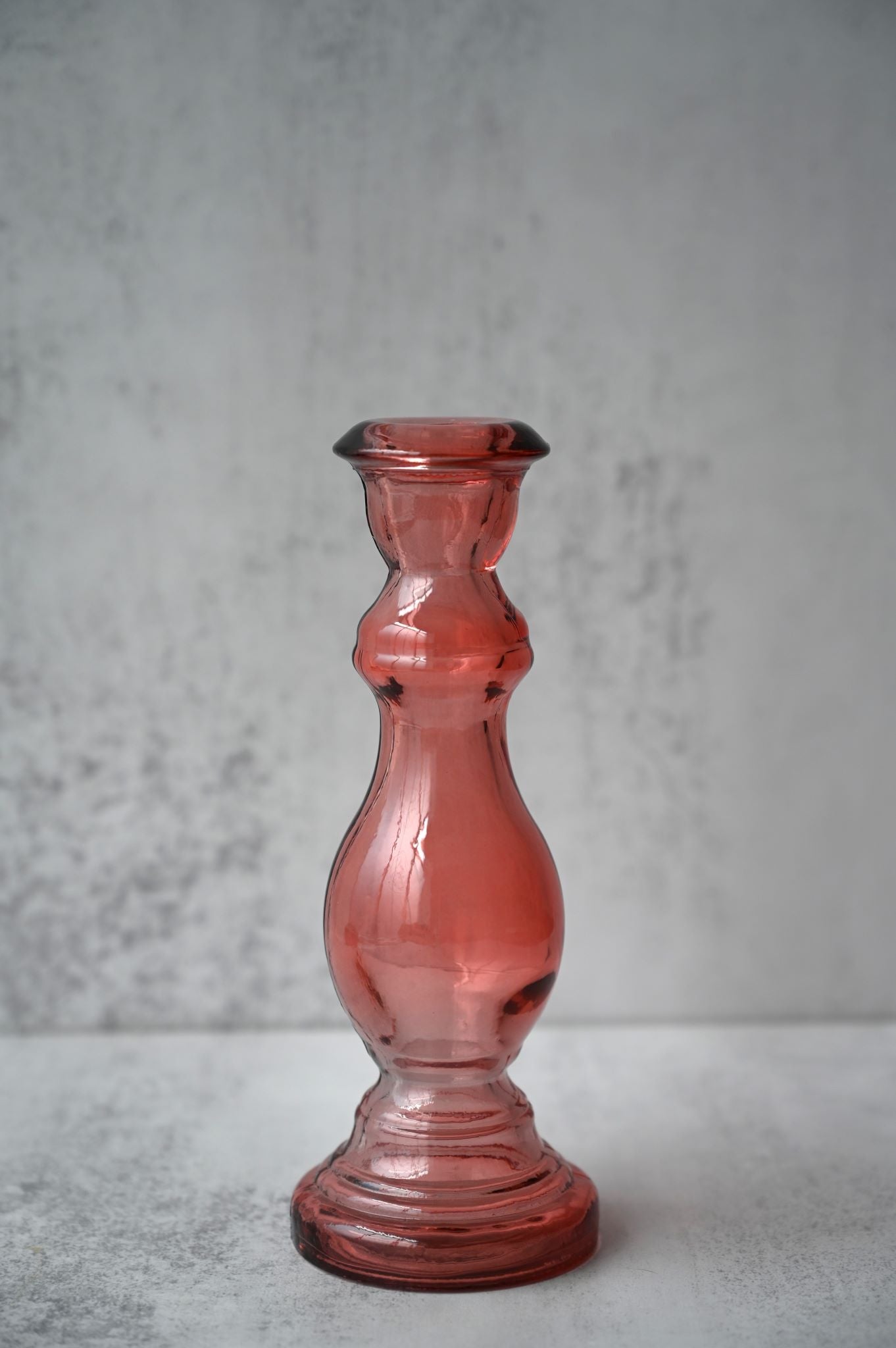Kerzenhalter aus recyceltem Glas