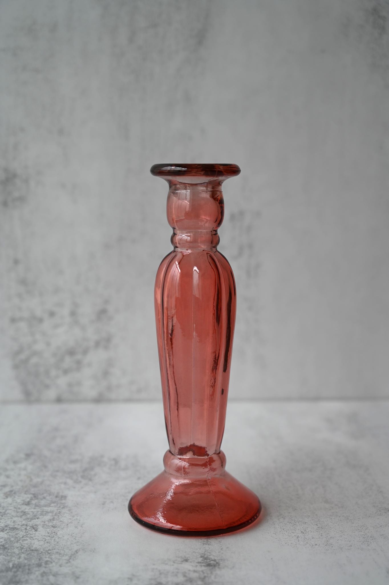Kerzenhalter aus recyceltem Glas