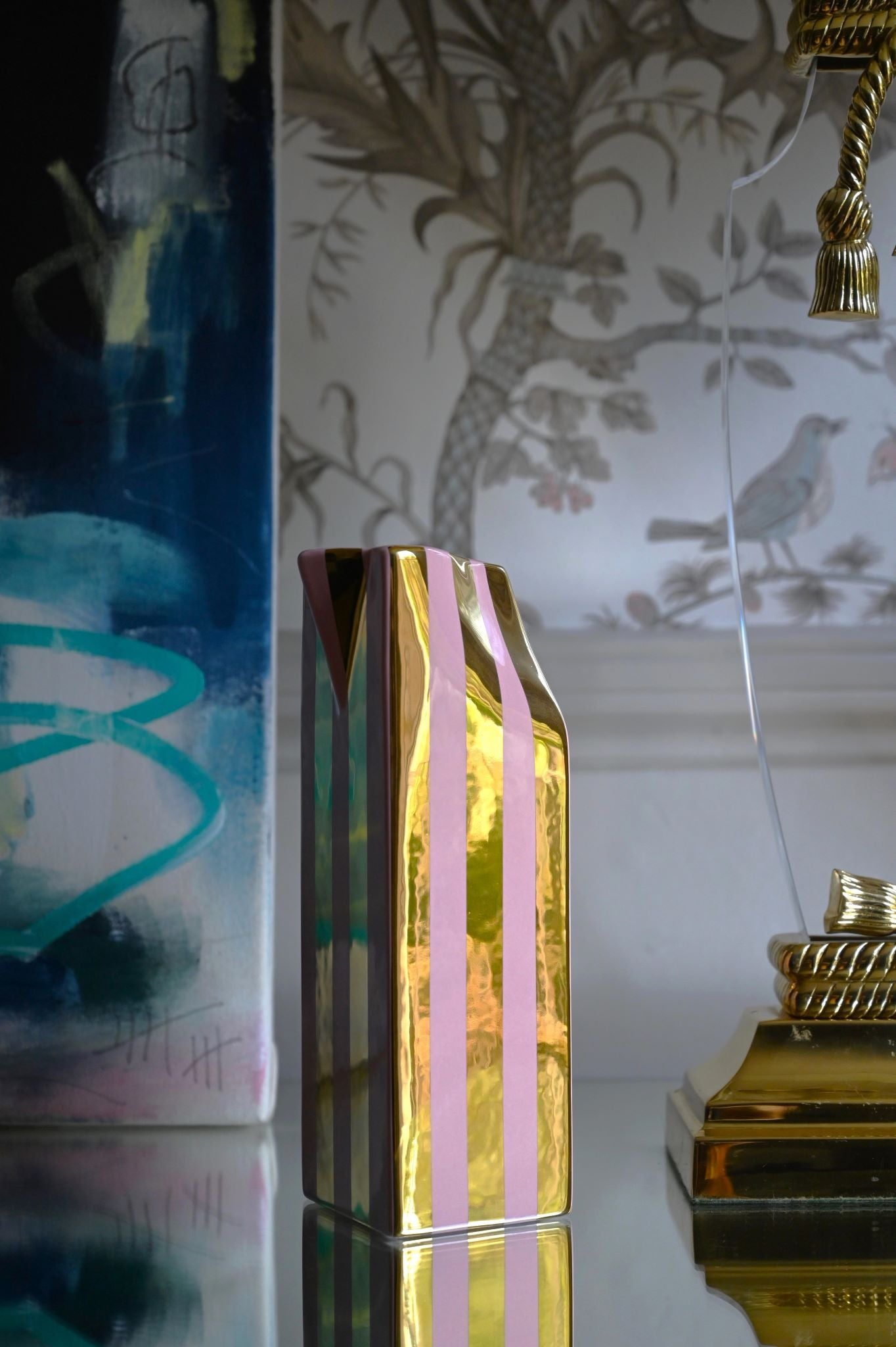 Quadratischer Keramikkrug aus 24 Karat Gold und Rosa