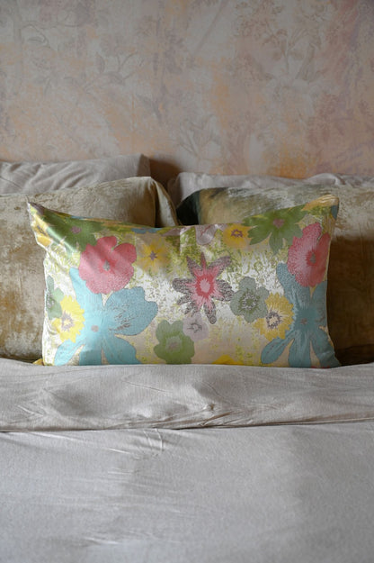 Vintage Floral Cushion Collection