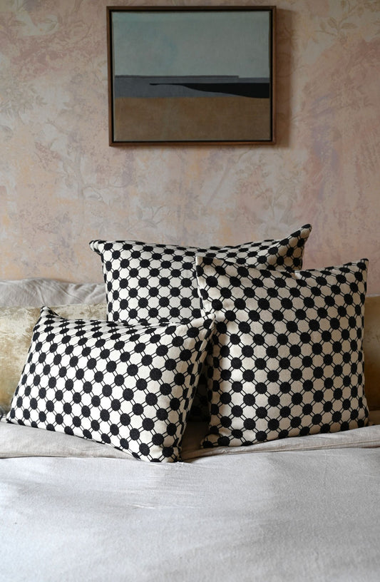 Monochrome Matsumoto Dot Cushion Collection