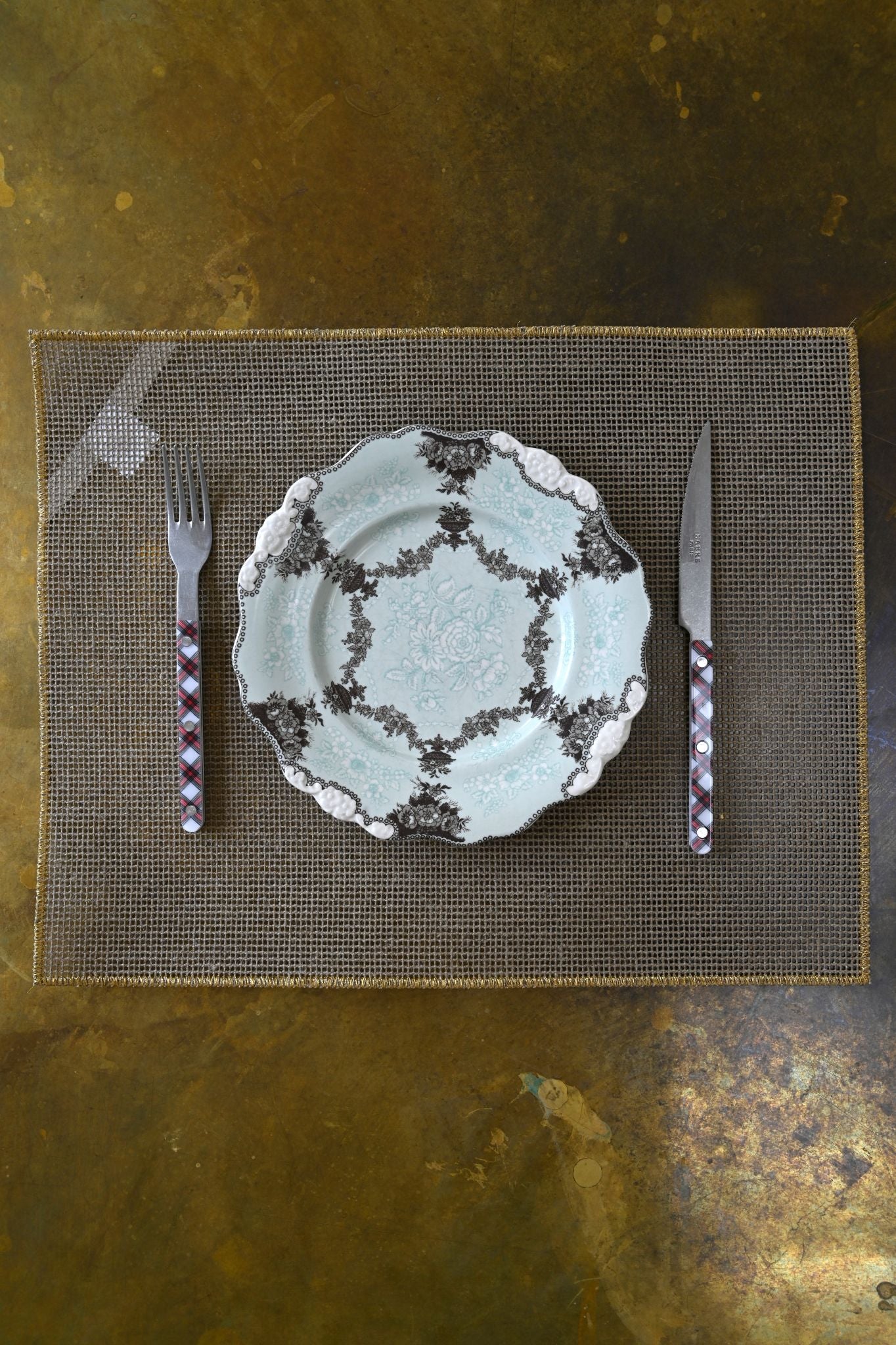 Metallic Border Crosshatch Linen Placemats