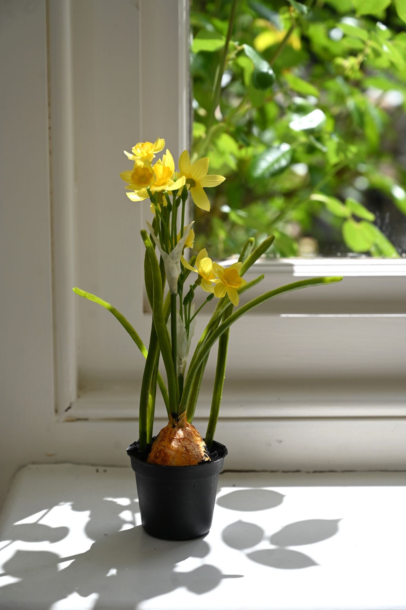 Faux Yellow Daffodil Plant